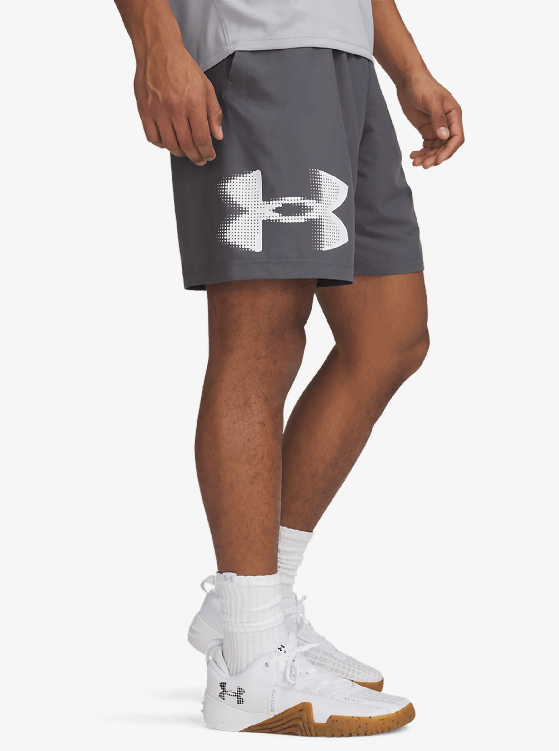 Tech Woven Graphic Shorts Quick Pocket Access Loose Fit