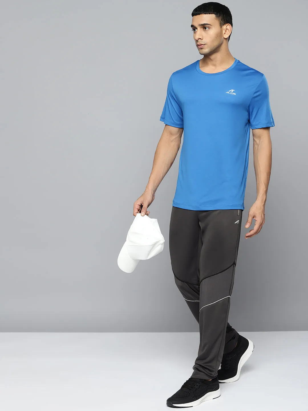 LightweightConstruction Reflective Trim Alcis Men Charcoal Grey Slim-Fit Training Track Pants