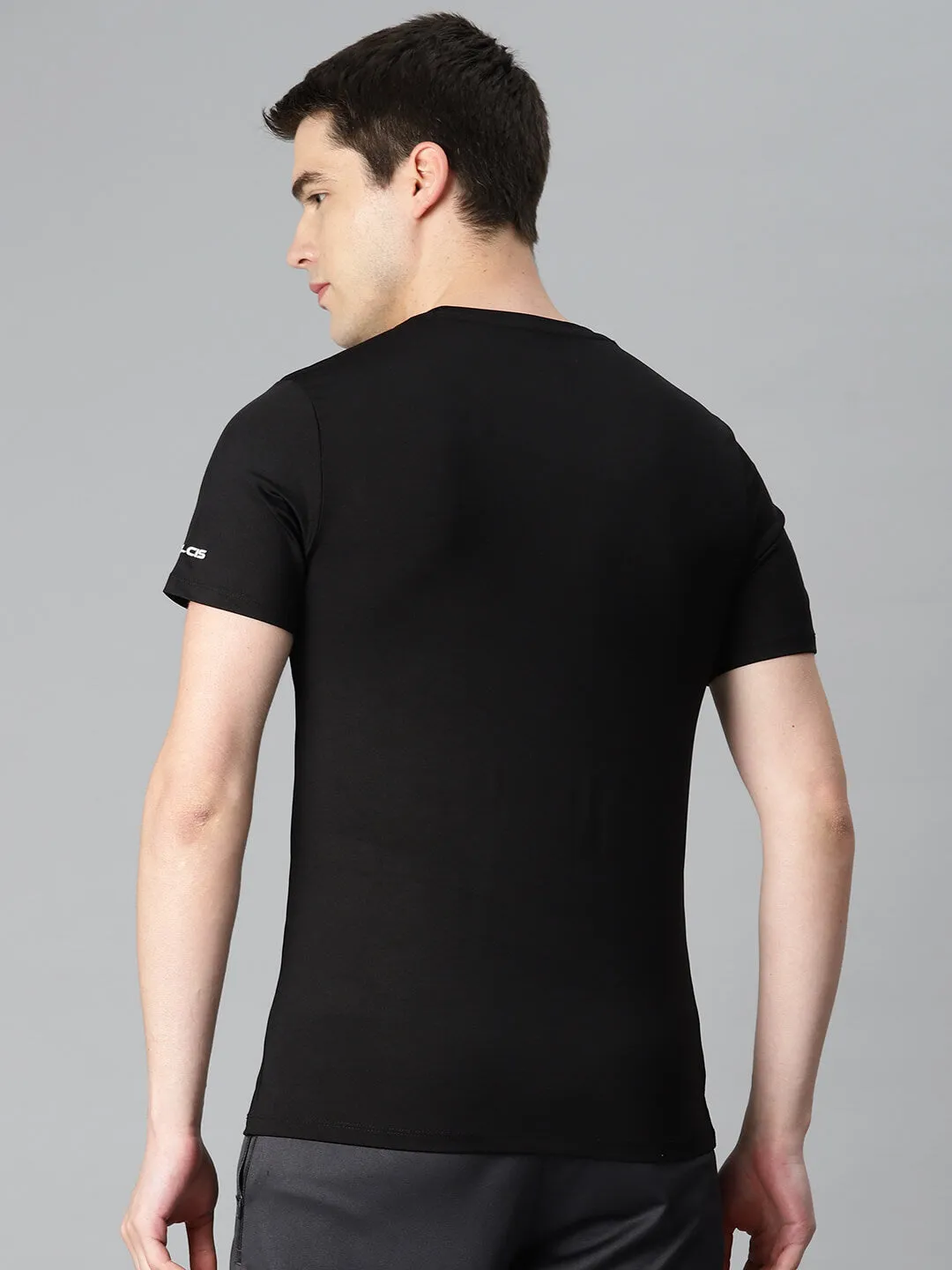 Alcis Men Black Typography Printed Anti Static Slim Fit Sports T-shirt Heat Safe