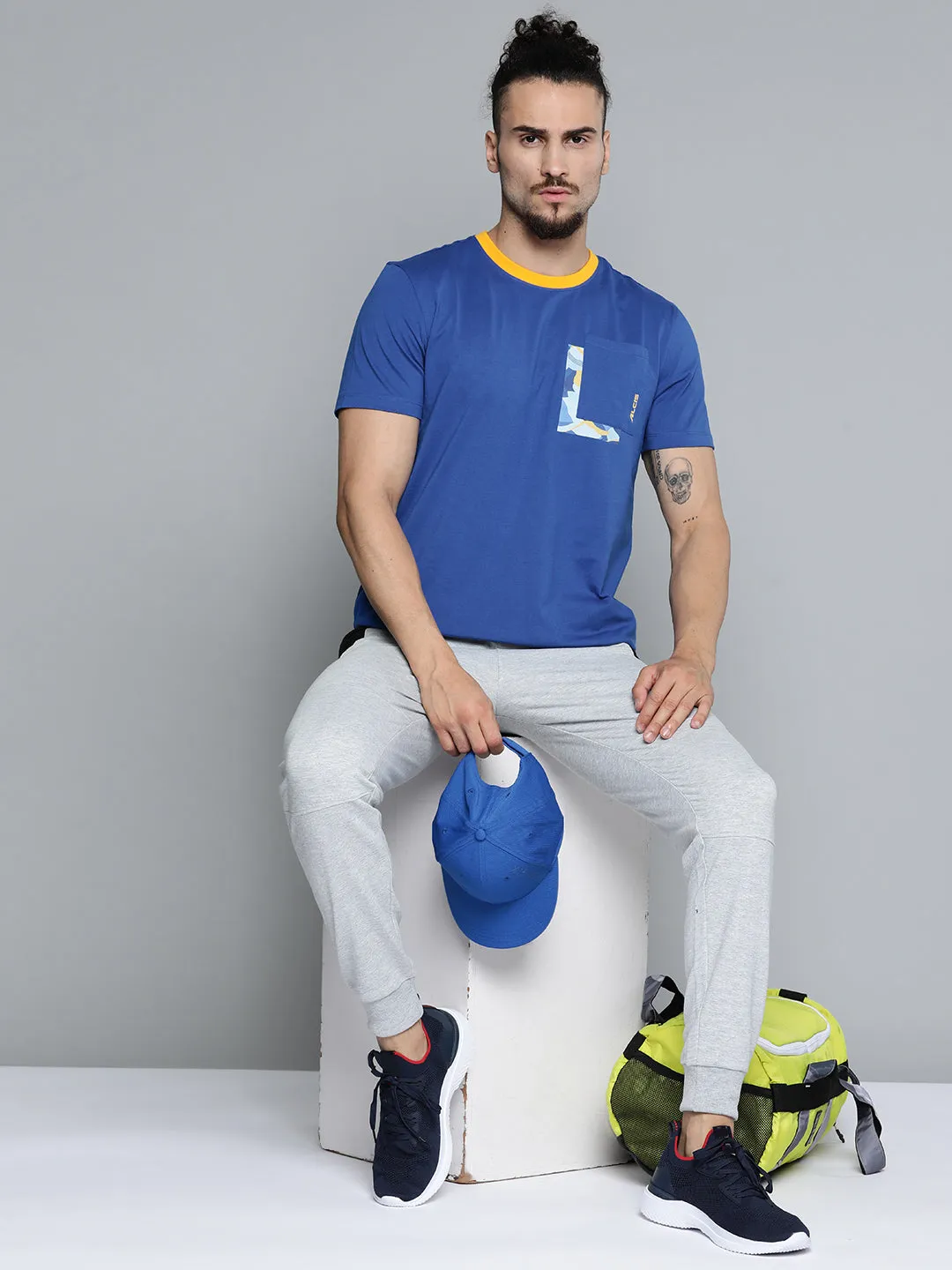 Alcis Men Blue Slim Fit Training or Gym T-shirt Lightweight Material