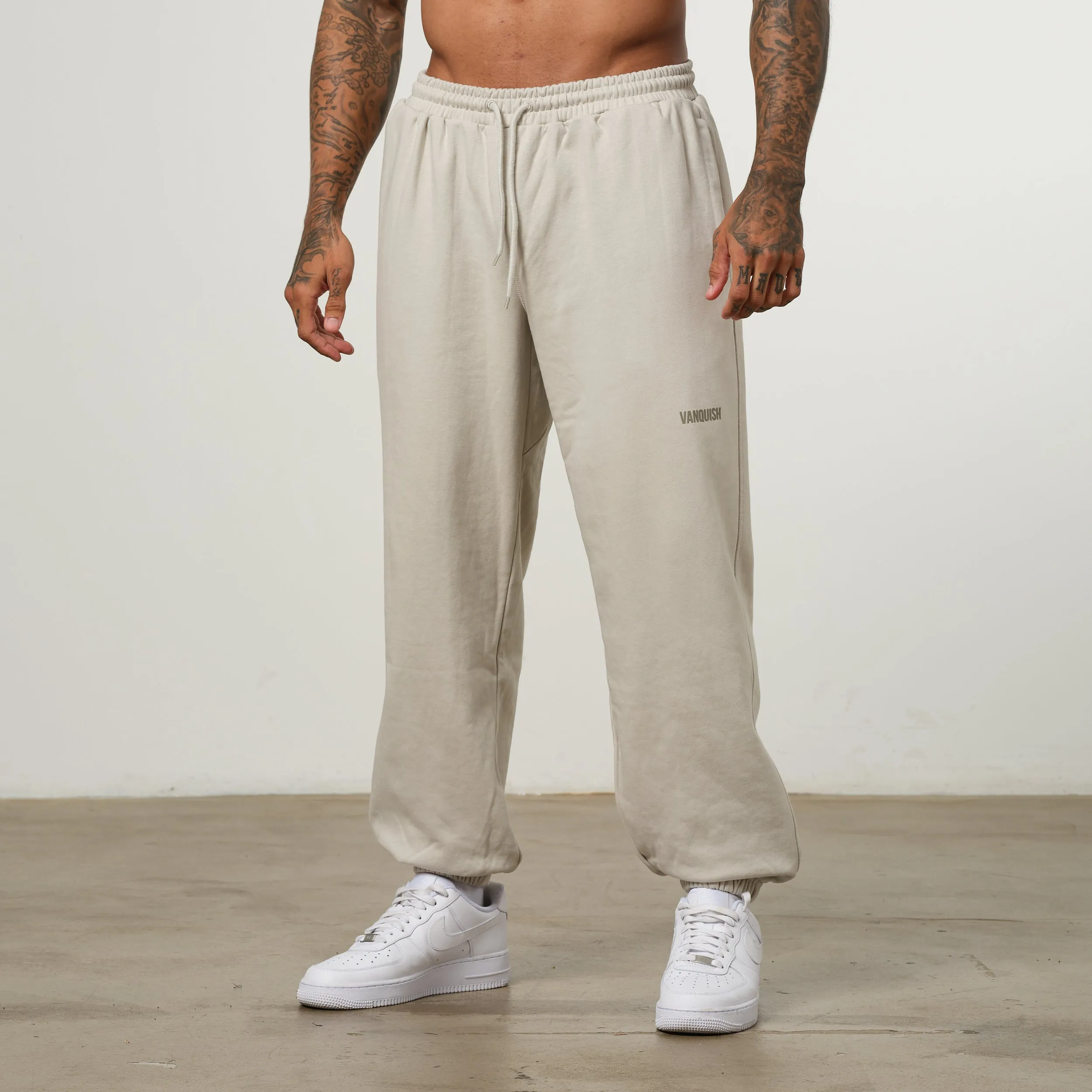 Flexible Fit Flat Lock Stitching Vanquish Essential Stone Oversized Sweatpants