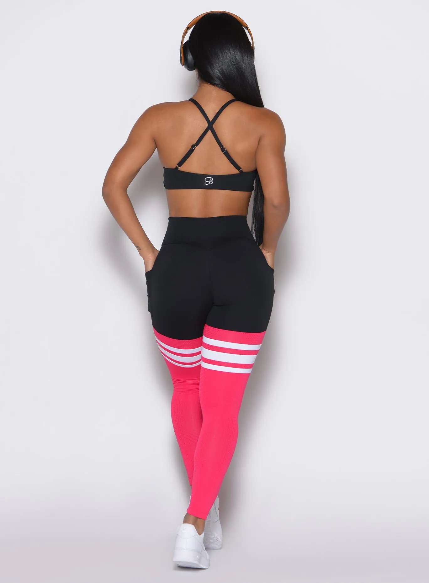 Sweat Resistant Material Running Outfit Perform Thigh Highs