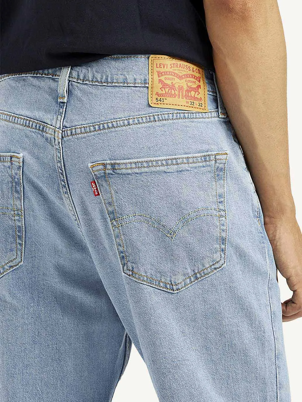Men's 541 Light Blue Athletic Tapered Fit Mid Rise Jeans Seasonless wear