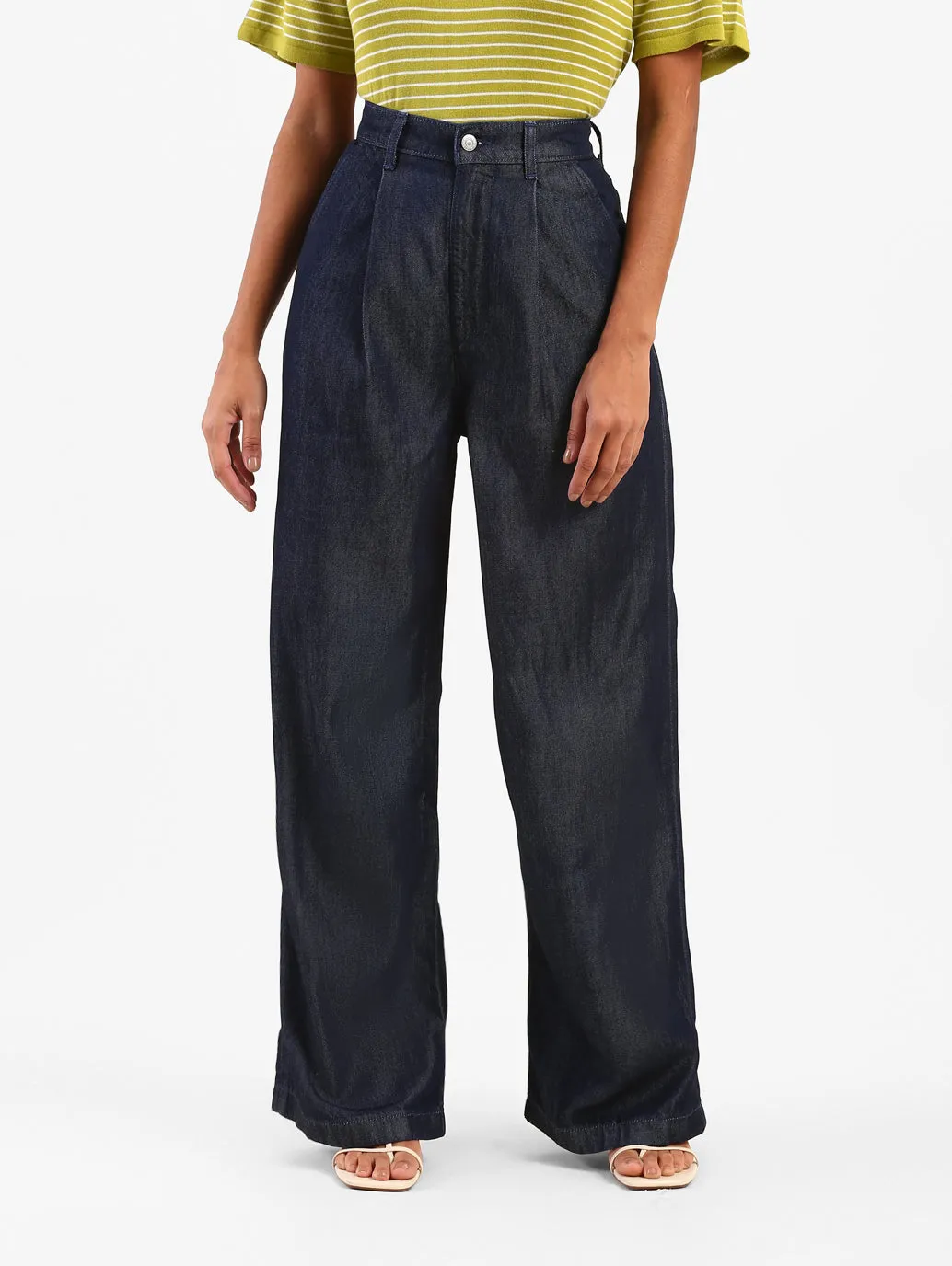 Women's Blue Pleated Loose Straight Fit High Rise Jeans Minimalist Eco Friendly Spring Mood Affordable