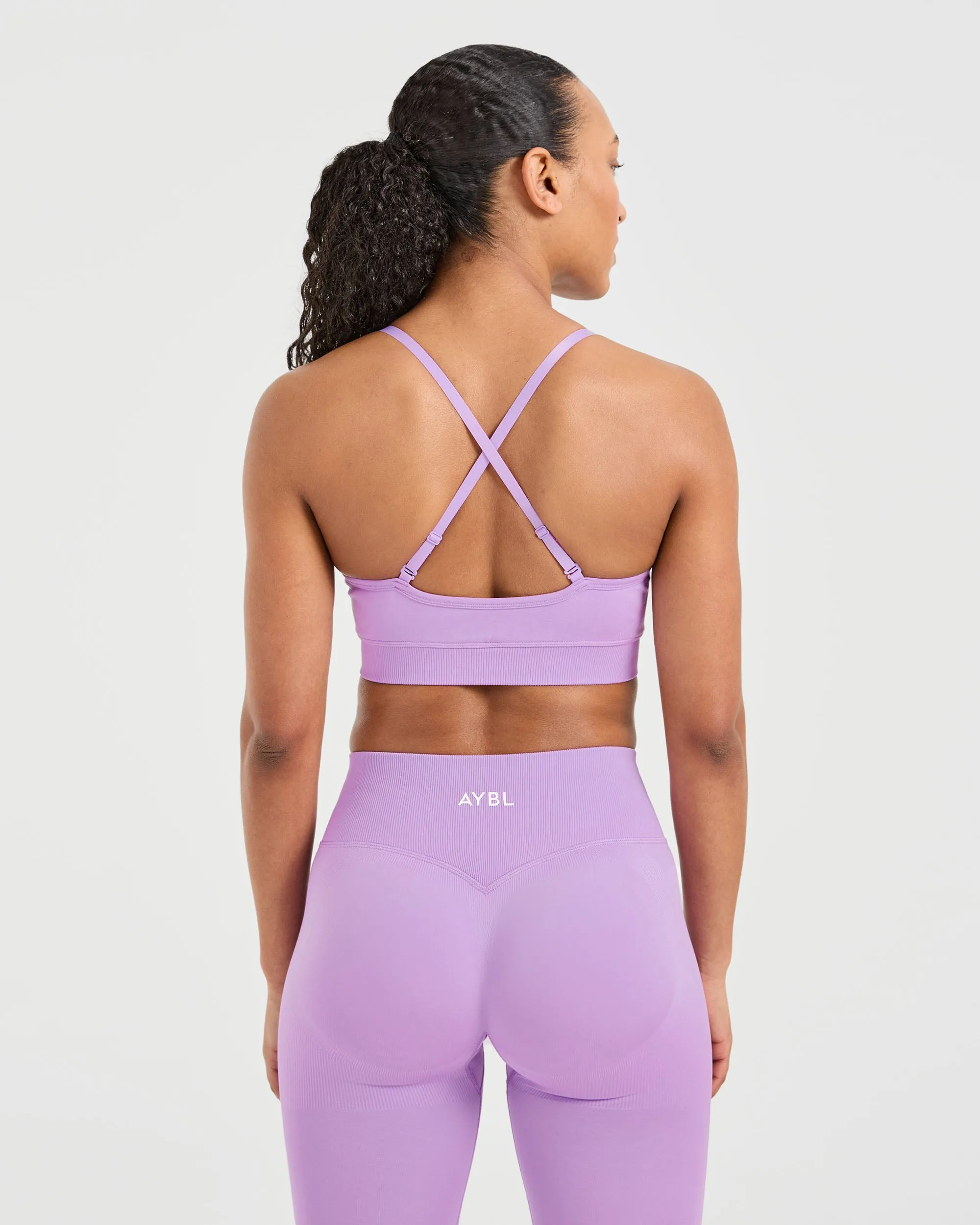 Adapt Seamless Sports Bra - Spring Lilac Durable Closure Comfortable Support