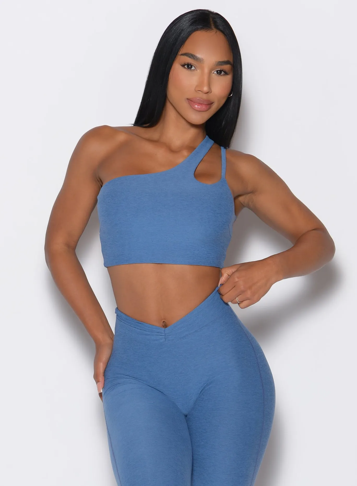 Lateral Top thermal fabric Adjustable straps seams