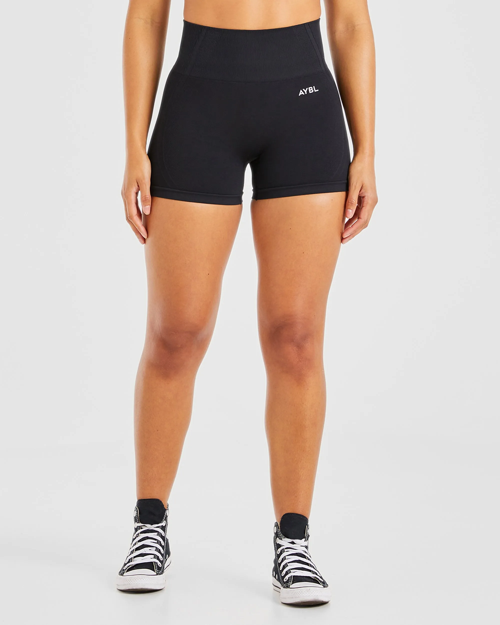 cycling attire Balance V3 Seamless Shorts - Black Compact Size