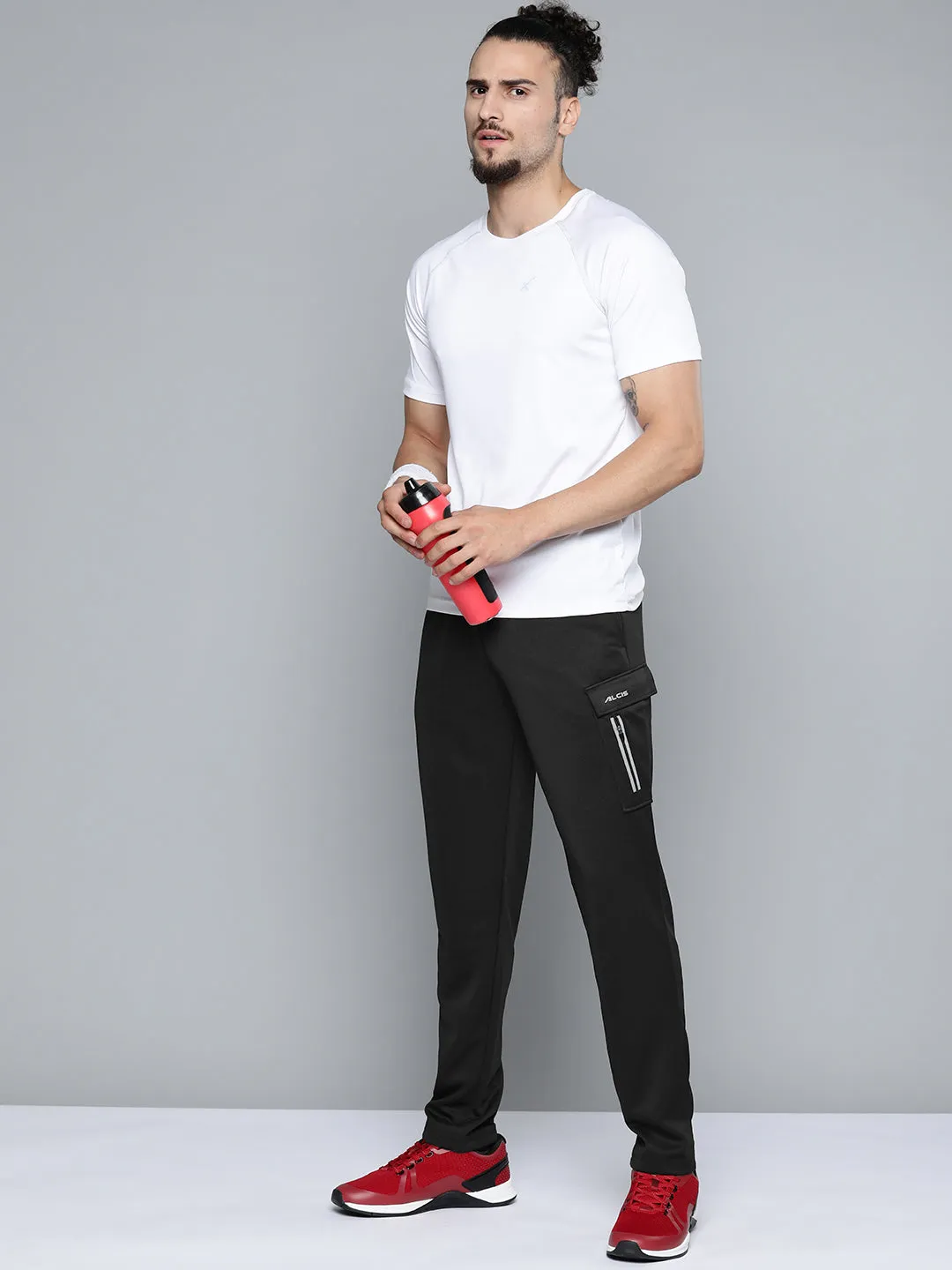 Perfect Stretch NonIrritatingStitching Alcis Men Black Solid Slim Fit Track Pants