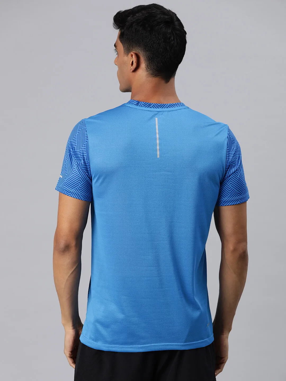 FlexFitTechnology Alcis Men Blue Printed Anti Static Slim Fit T-shirt