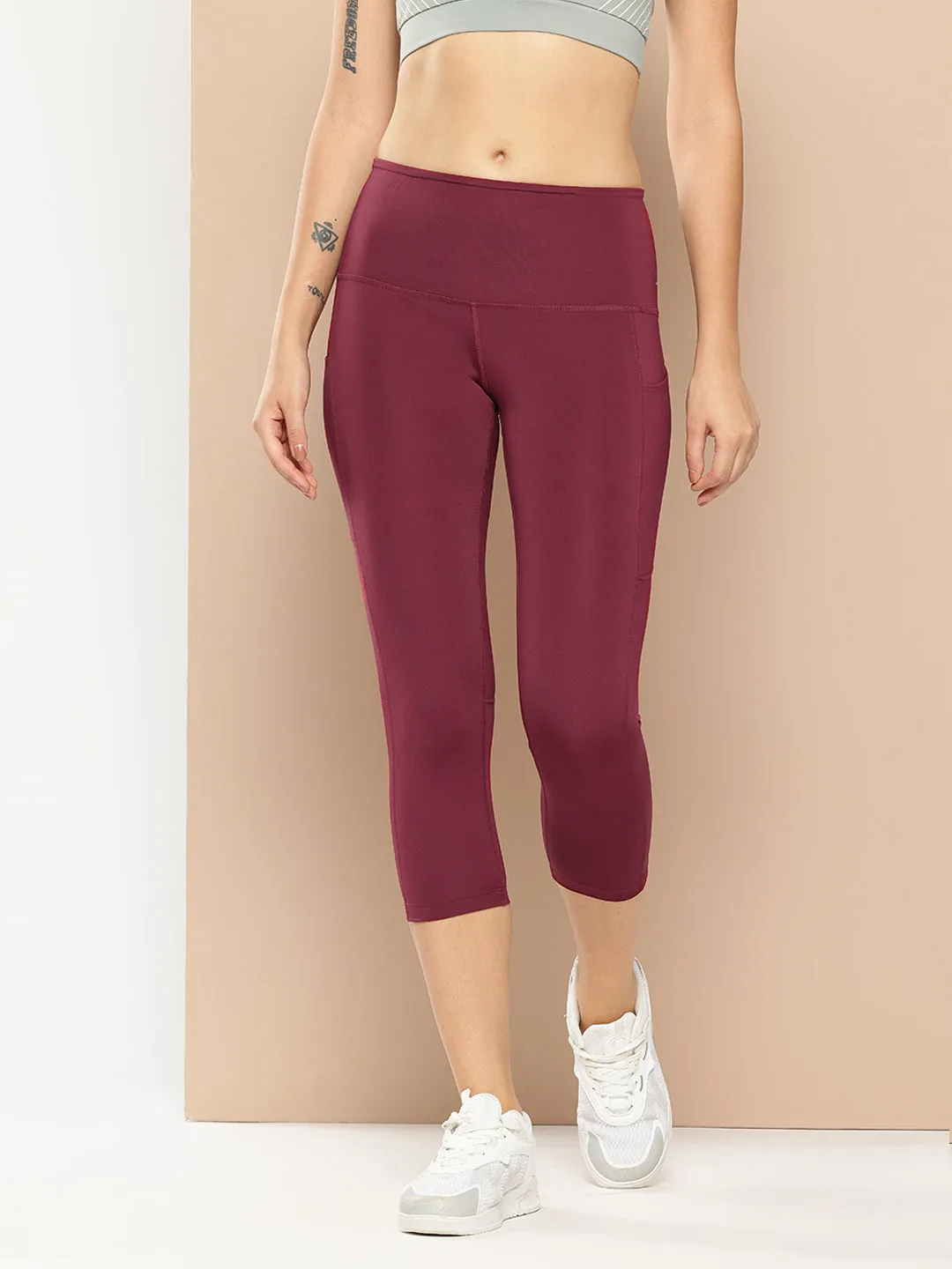 Alcis Women Red Plum Anti-Static Slim-Fit 3/4th Running Tights Gym Life