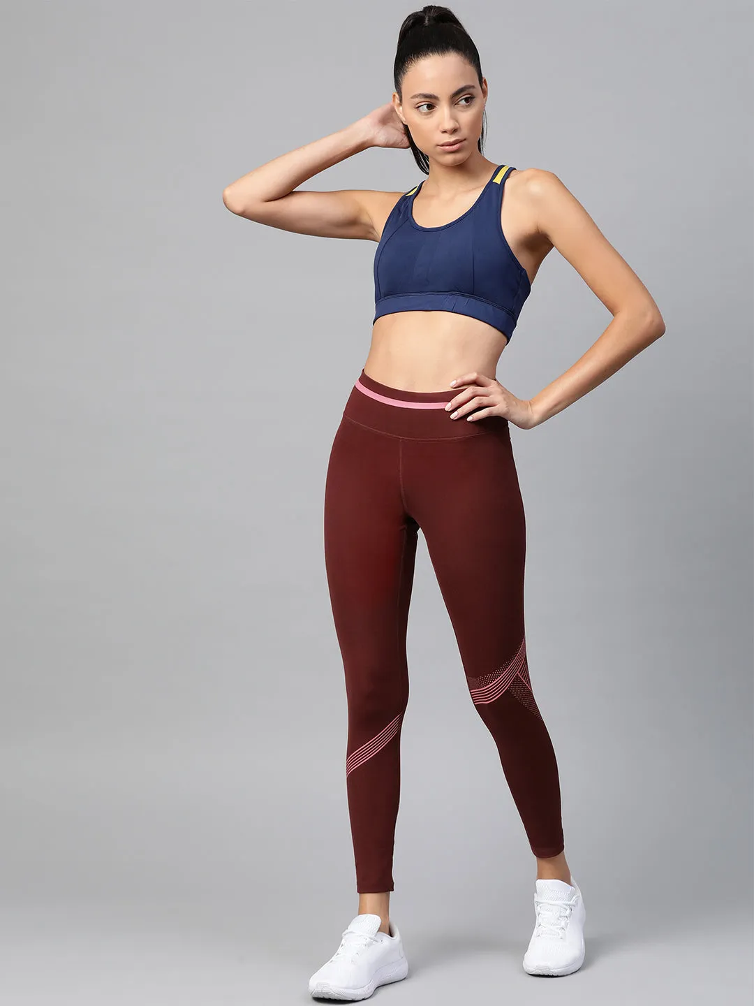 Thermal Insulation Alcis Women Maroon Printed Detail Cropped Tights