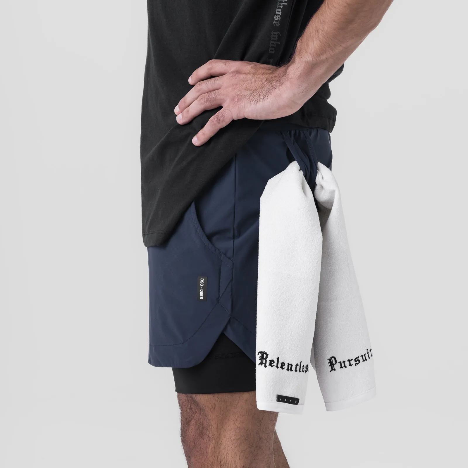 Soft Stretch Snag Free Design 0865. Tetra-Lite? 5" Liner Short - Navy "Wings"/Black
