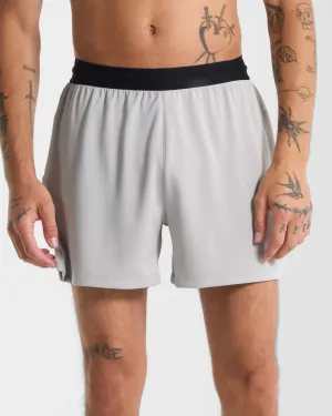 Run Core 4" Shorts UV Protection Fabric