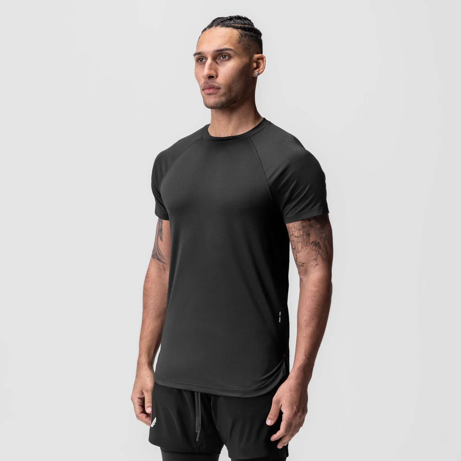 Durable Colorfast Finish 0660. AeroSilver? Established Tee - Black