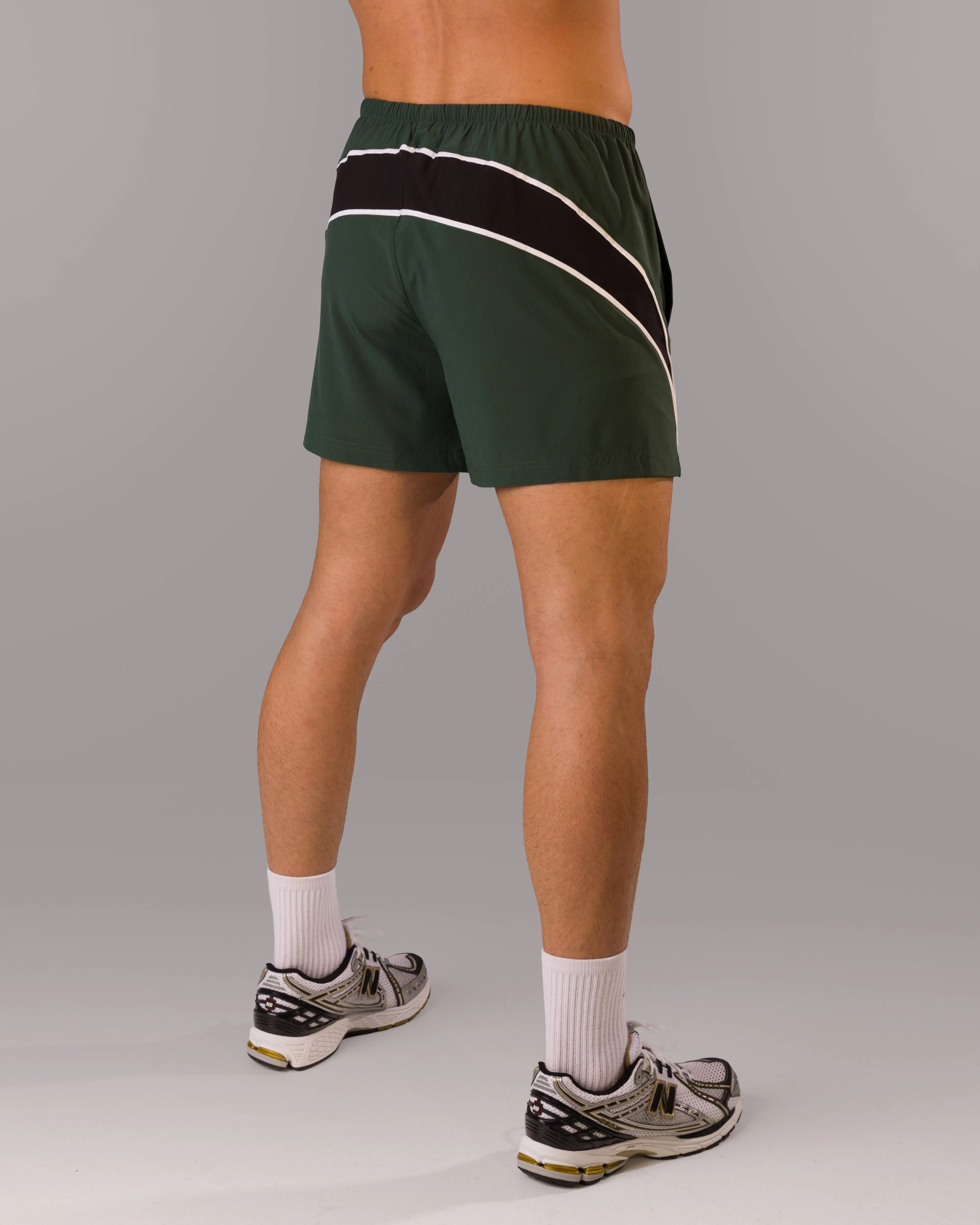 Dynamic Panel Short - Moss Quick Fit