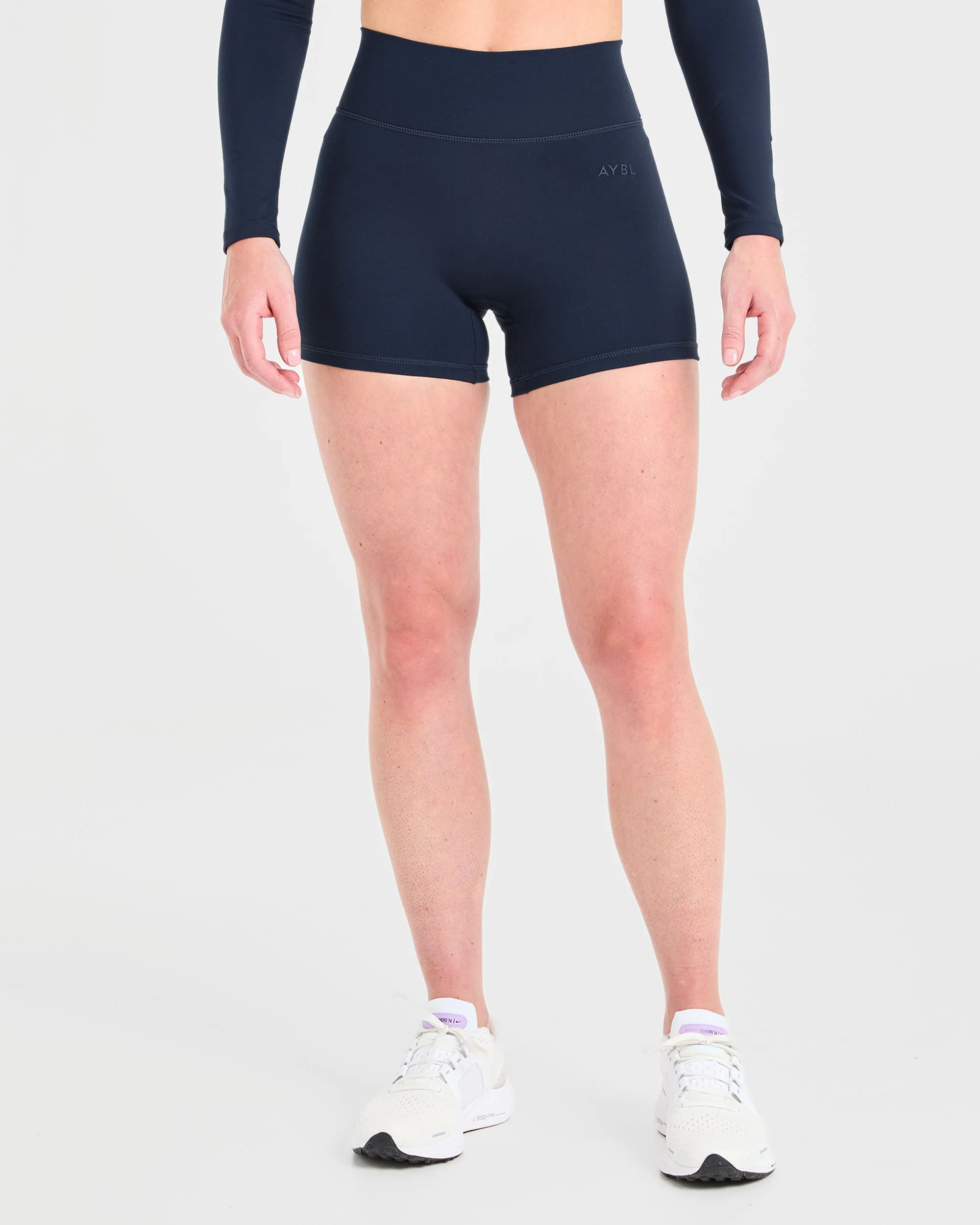 Staple Shorts - Navy UV Protection quick-drying No Ride Up Technology