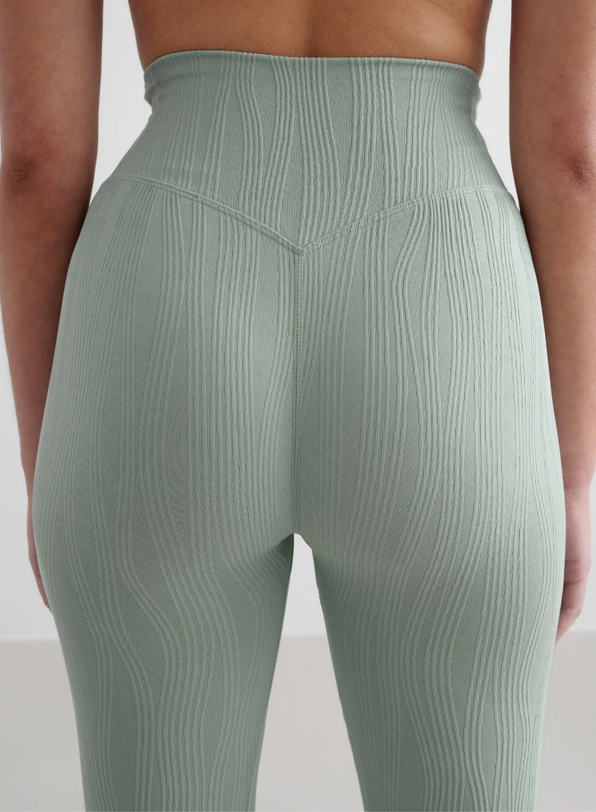 Aqua Tulip Tights Clean Finish