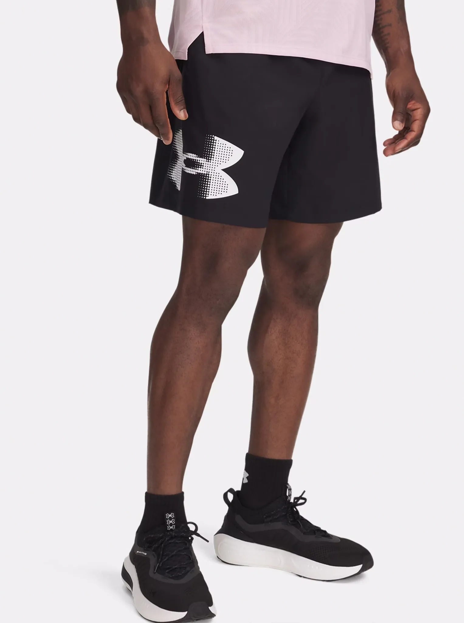Tech Woven Graphic Shorts Flexible Waistband