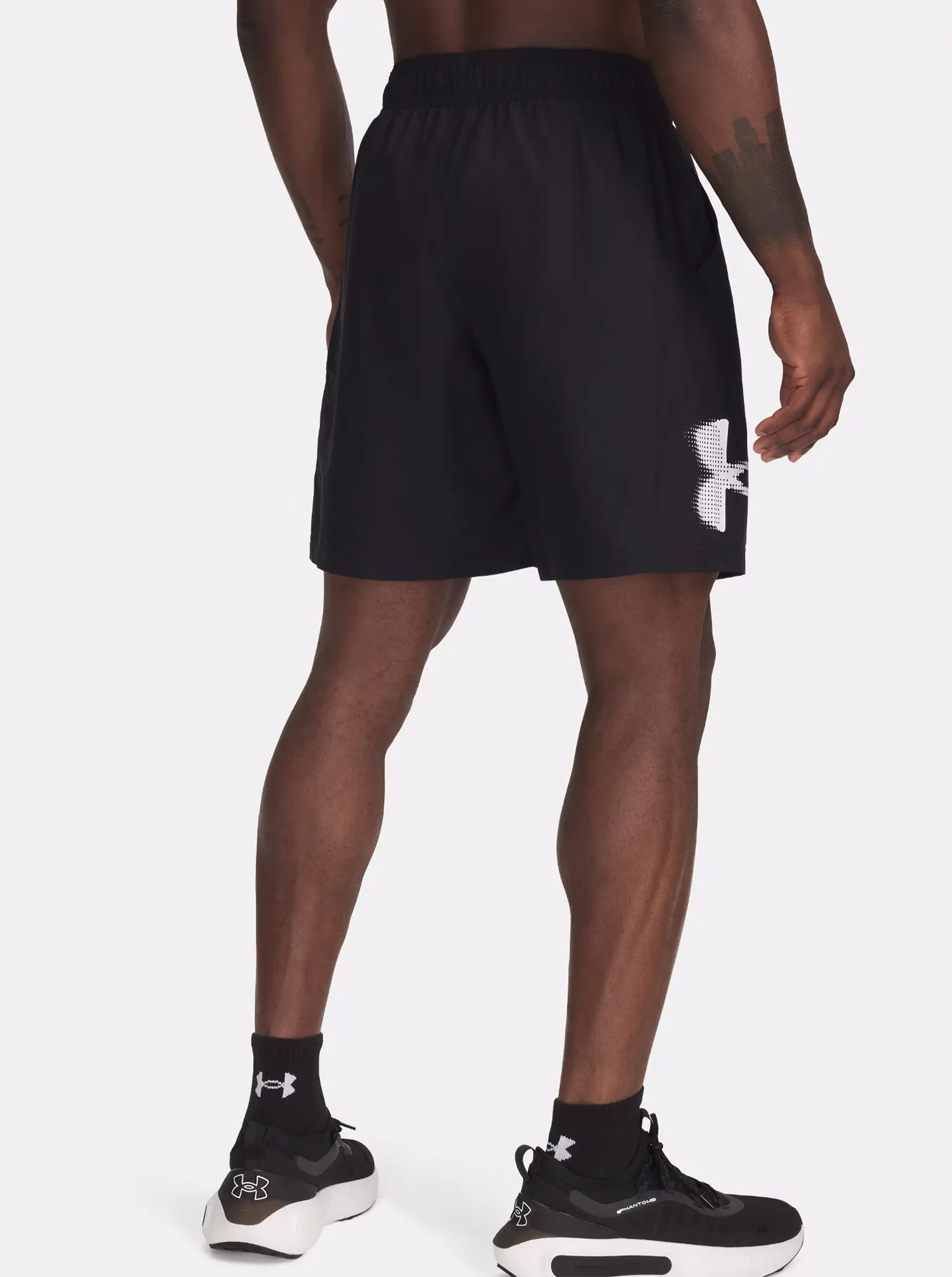 FoldableDesign Tech Woven Graphic Shorts