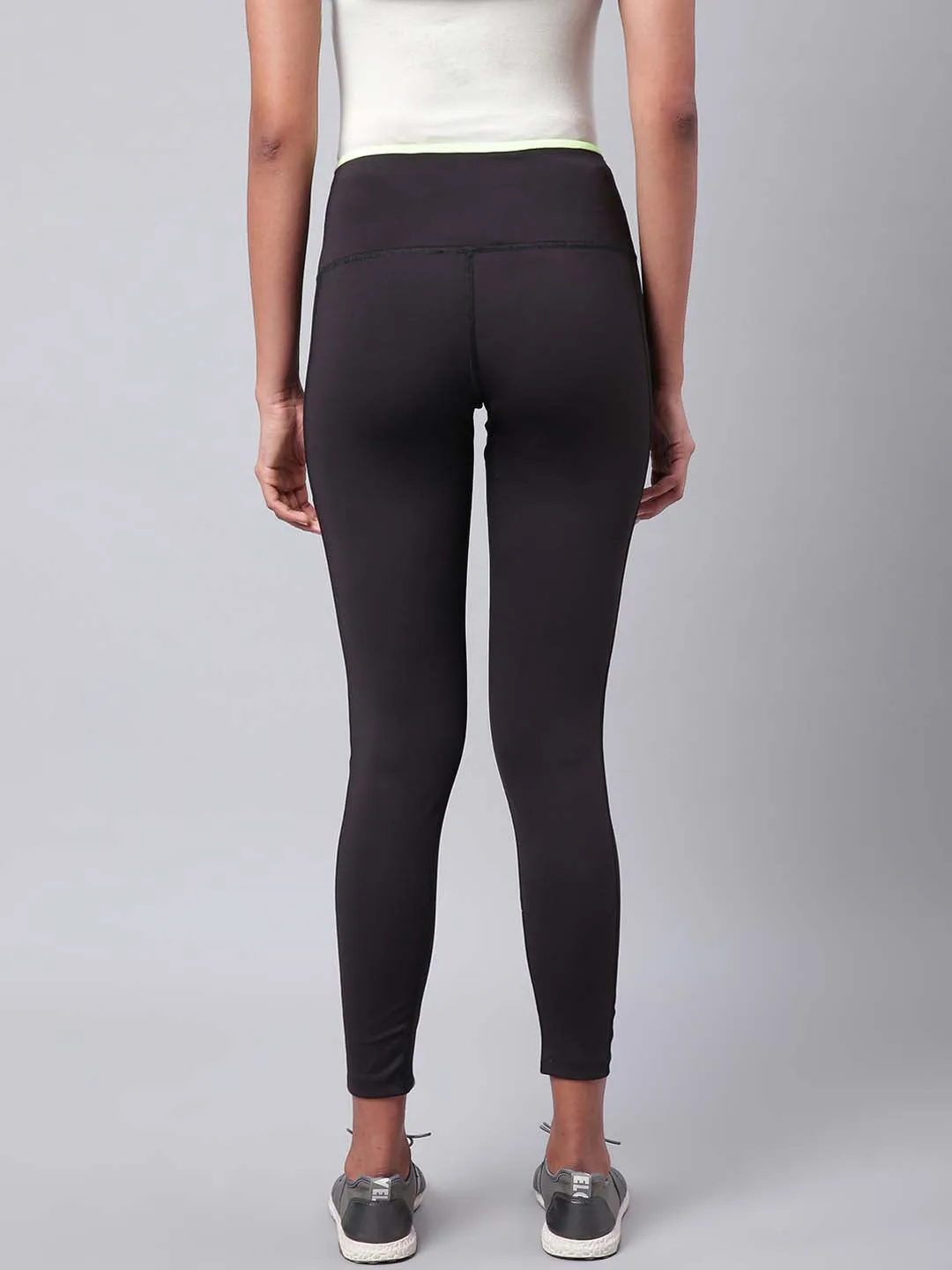 City Walk Minimalist Style Alcis Women Black Drytech  Solid Cropped Training Tights