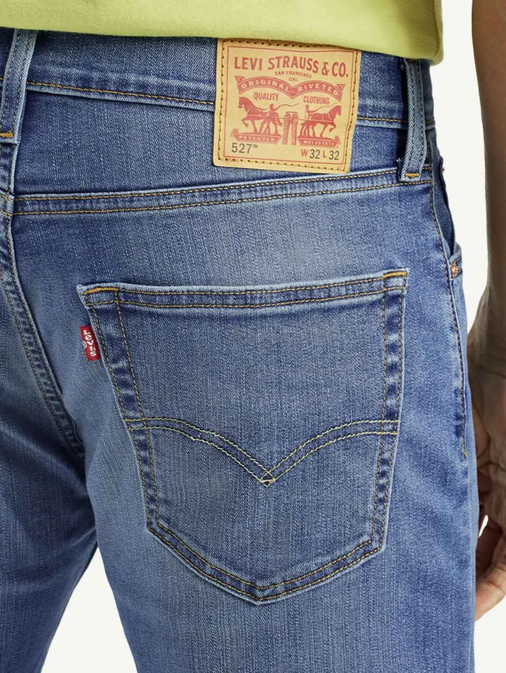 Men's 527 Light Indigo Bootcut Fit Mid Rise Jeans Clean Cut Textured Versatile Shopping Day