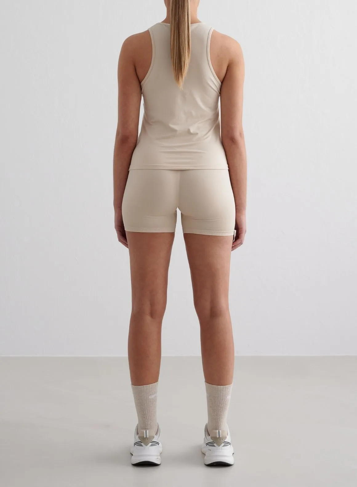 Cost - savings - achieved Caf?? Au Lait Soft Basic Singlet