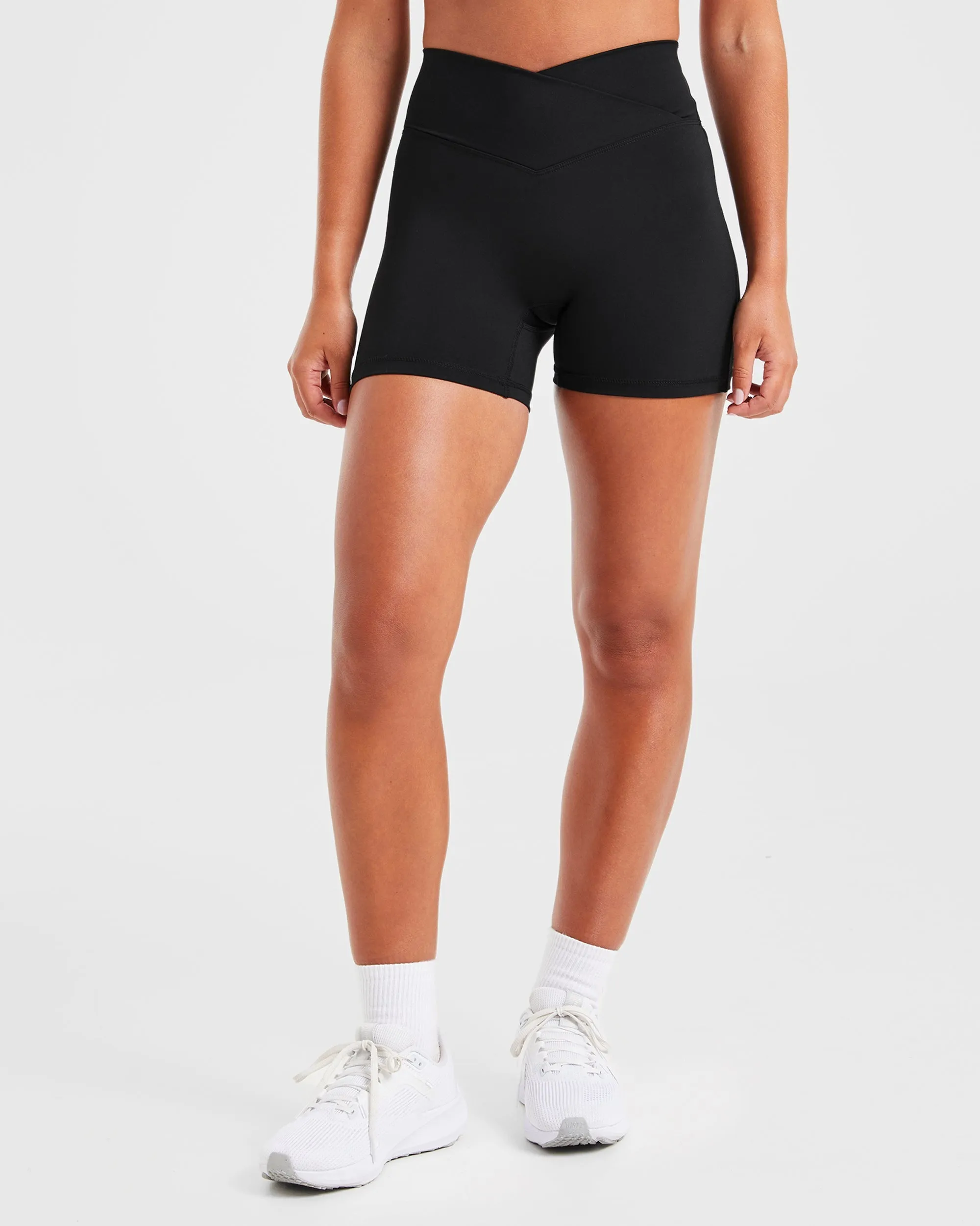 Color Retention Sculpt Wrap Shorts - Black Seamless Waistband