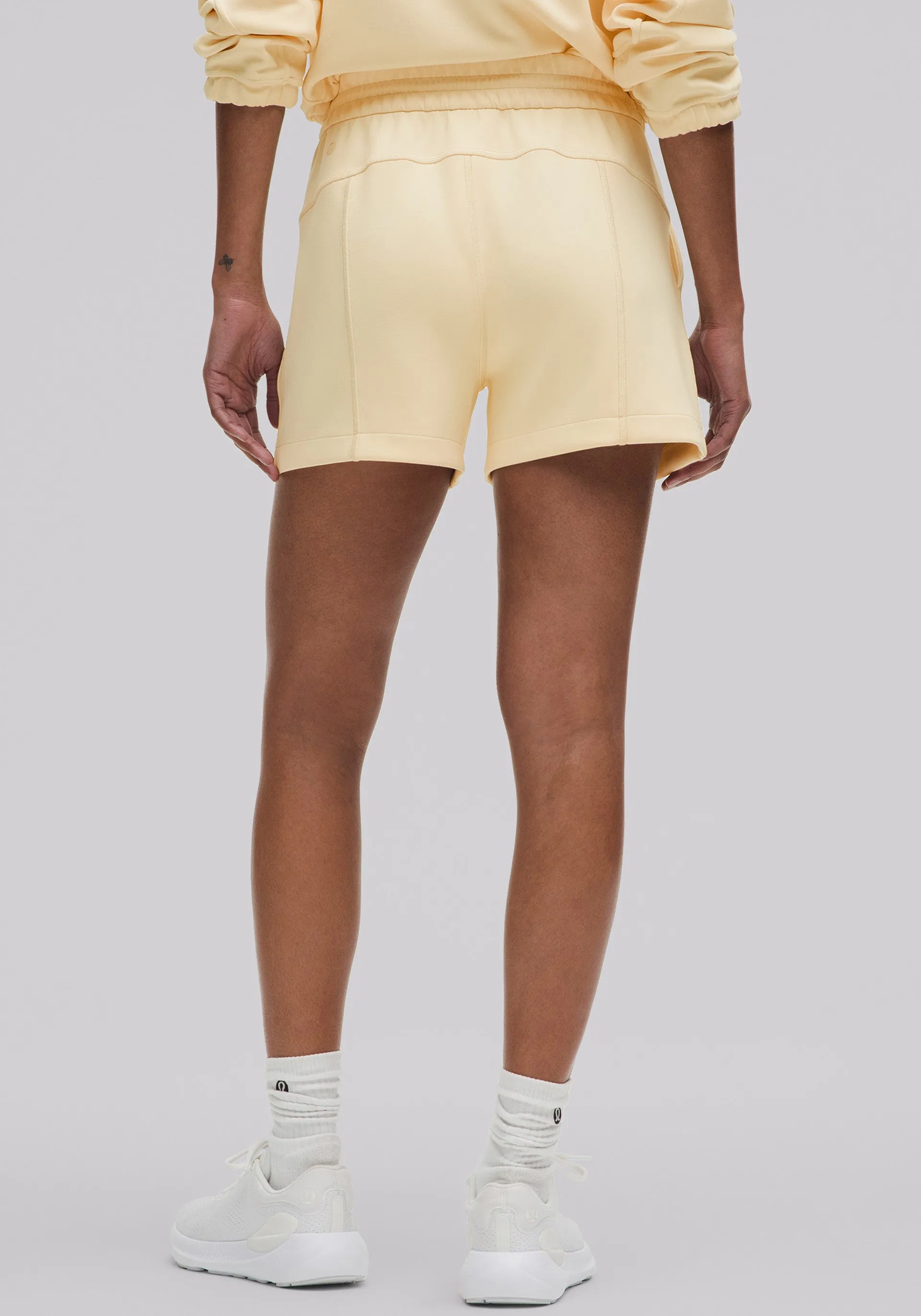 Softstreme High-Rise Short 4" Breathable fabric sophisticated appearance