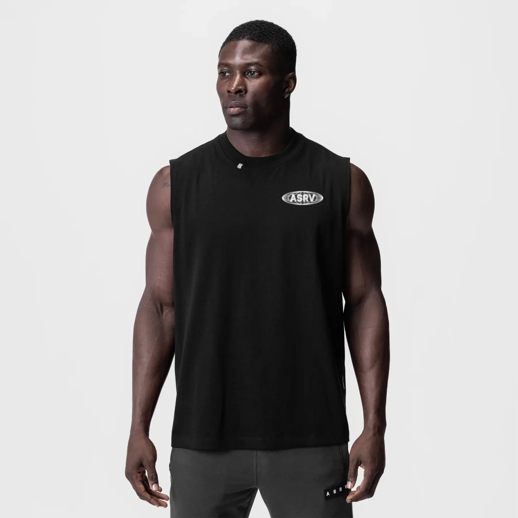 Lightweight Comfort 0807. Tech Essential? Relaxed Cutoff - Black "Global Reach"