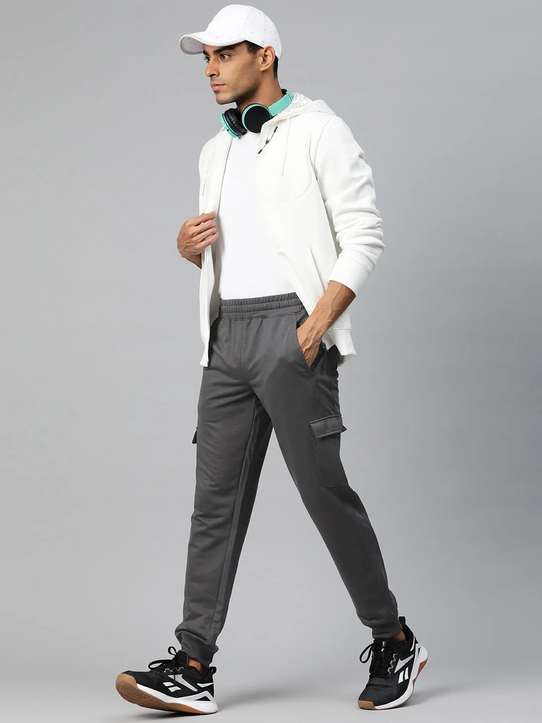 ThermalRegulatingLining Travel-Ready Alcis Men Navigator Airport Cargo Jogger