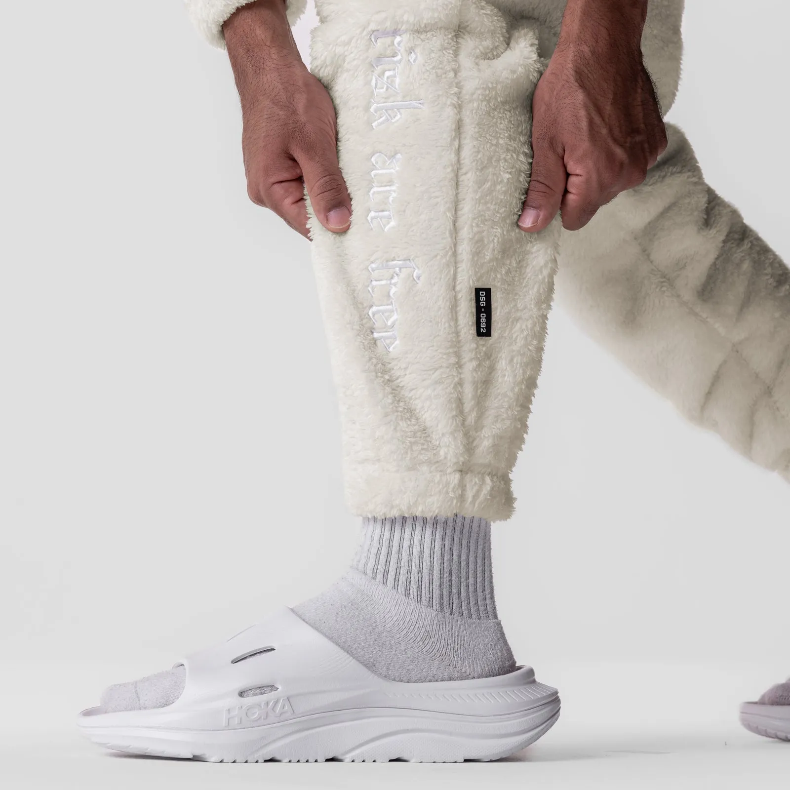 0692. Sherpa Recovery Sweats - Ivory Cream/White Low-rise style