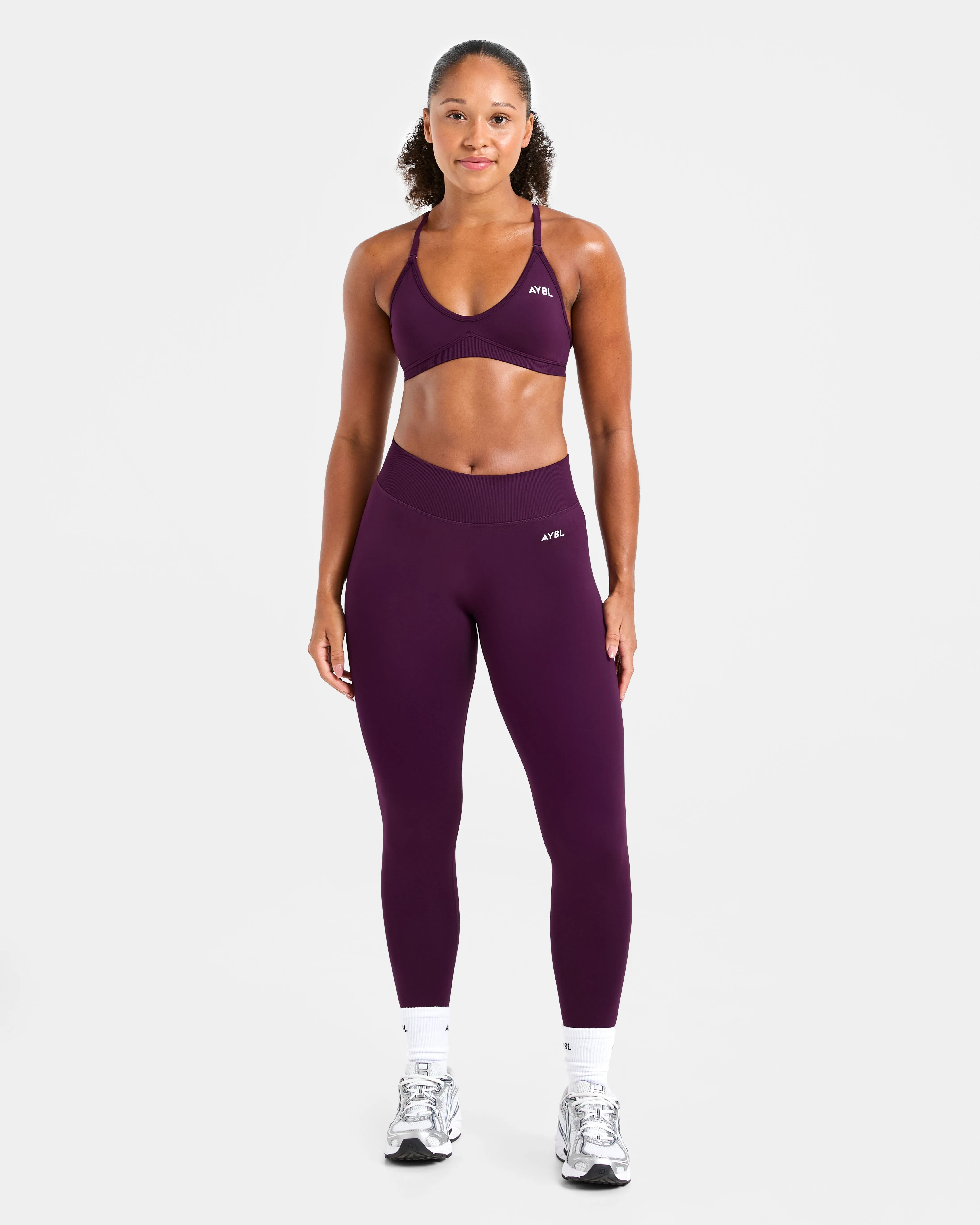 Non-Slip Comfort Sports fans Adapt Seamless Strappy Sports Bra - Midnight Plum