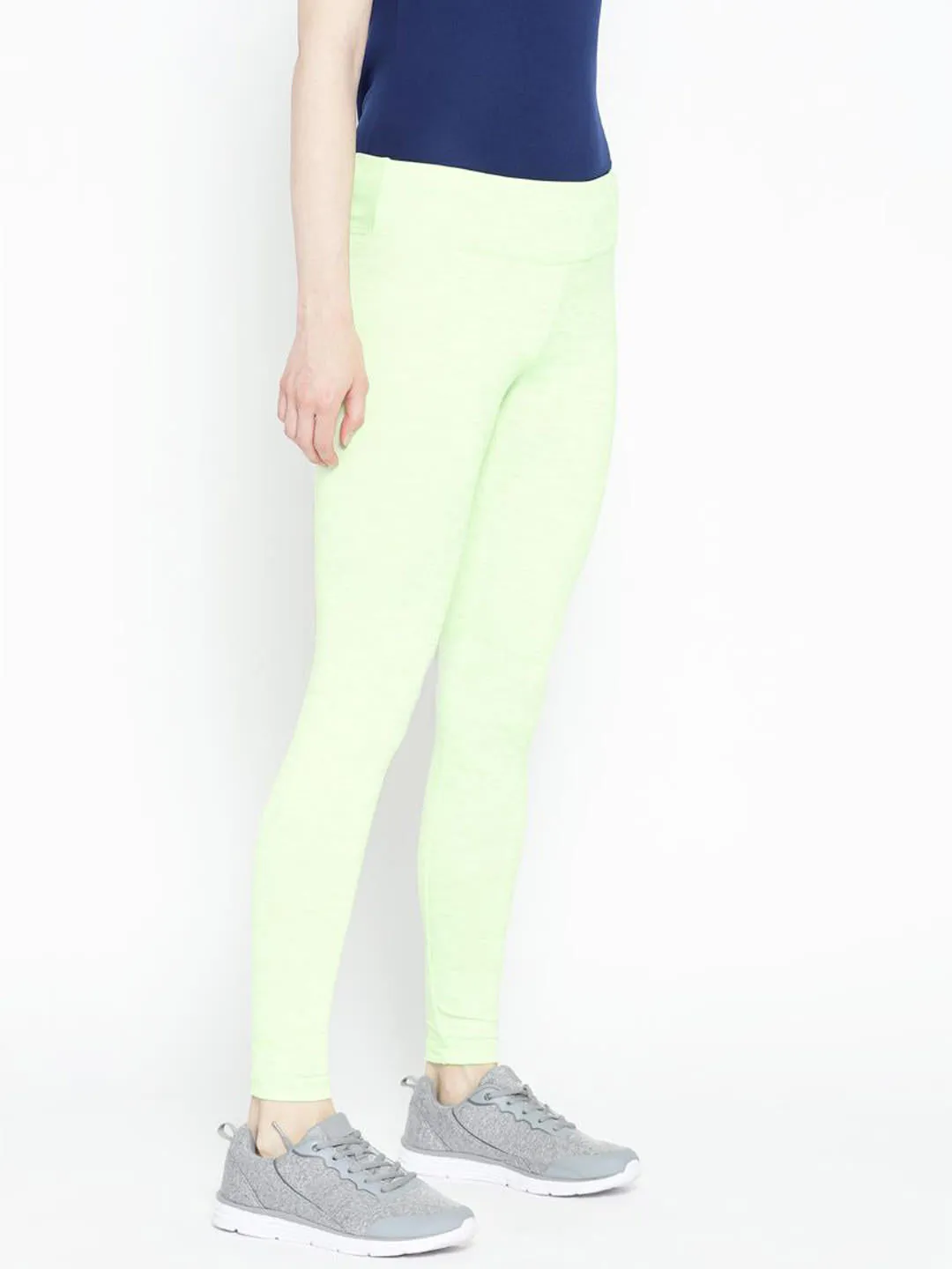 Alcis Women Fluorescent Green Solid Tights yoga session