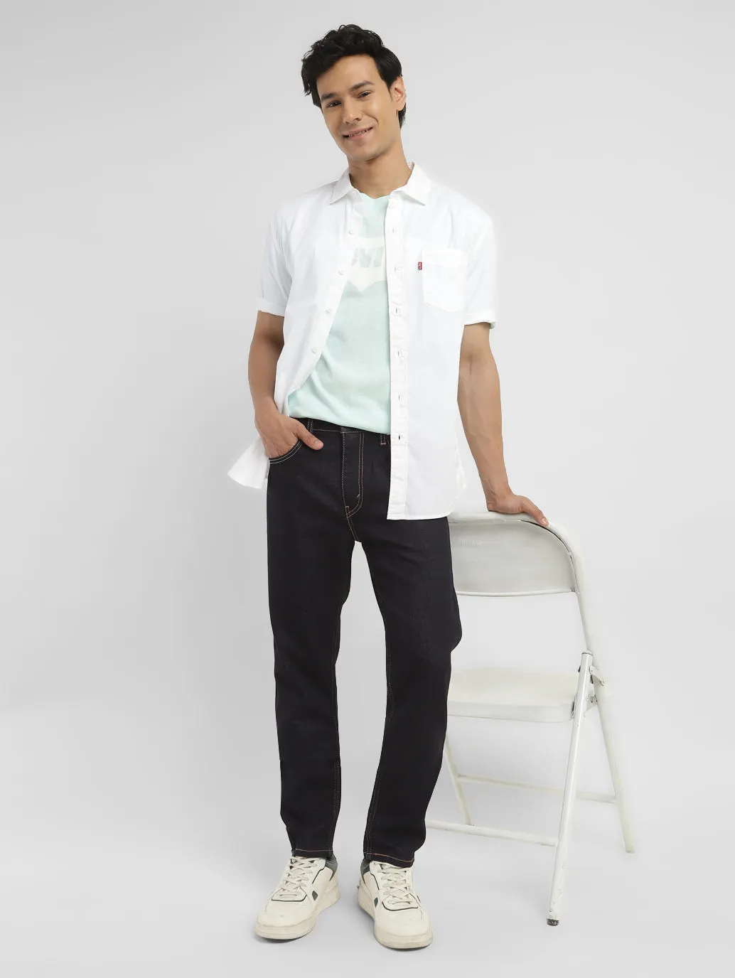 Modern Outfit Men's 512 Dark Indigo Slim Tapered Fit Mid Rise Jeans