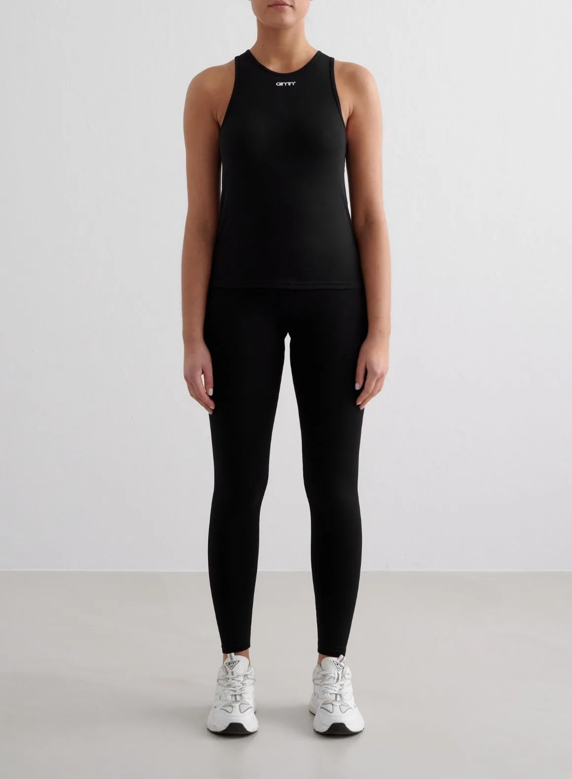 Black Soft Basic Singlet low speed Drop Hem
