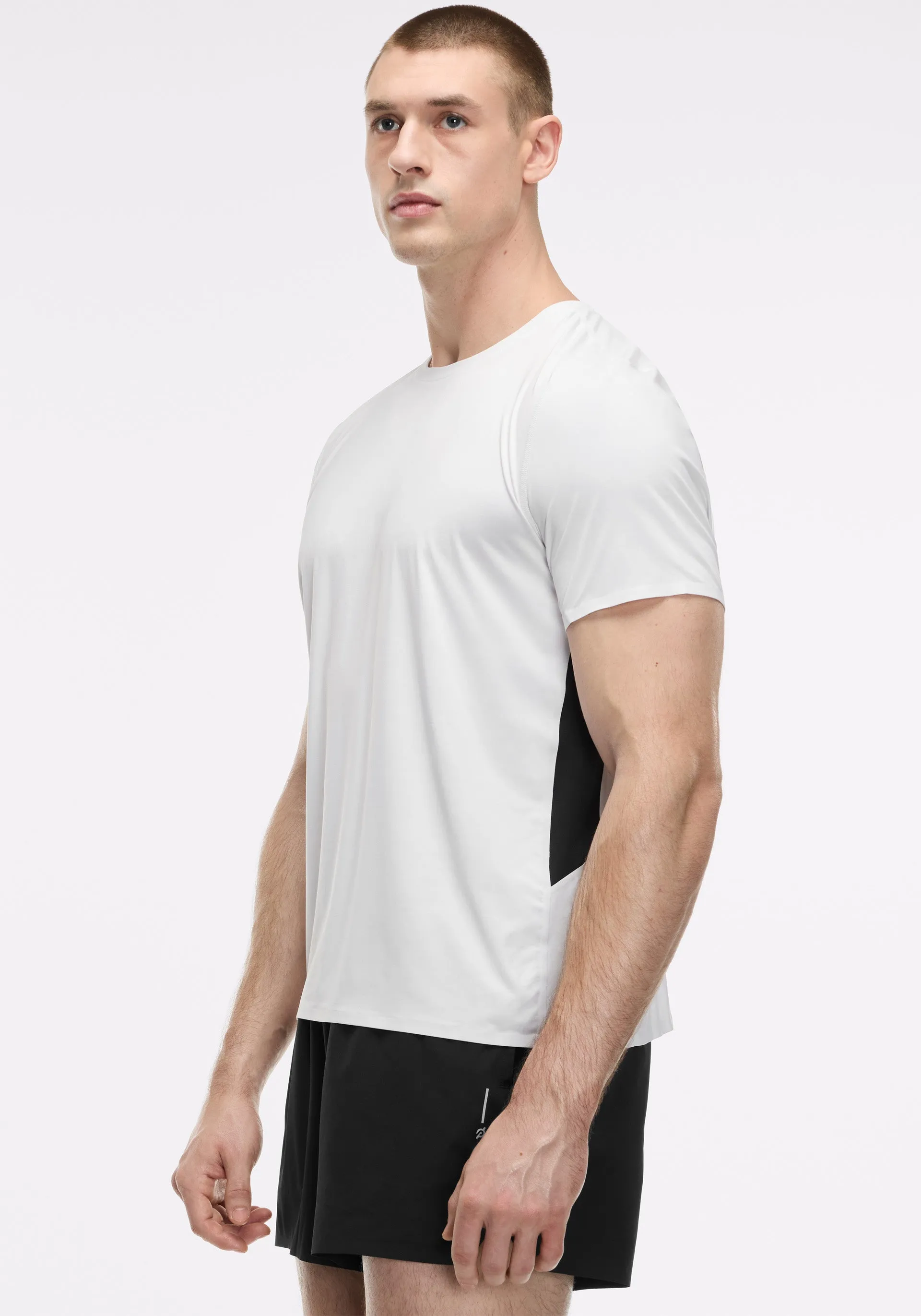 Black and White Run Set Chill Style