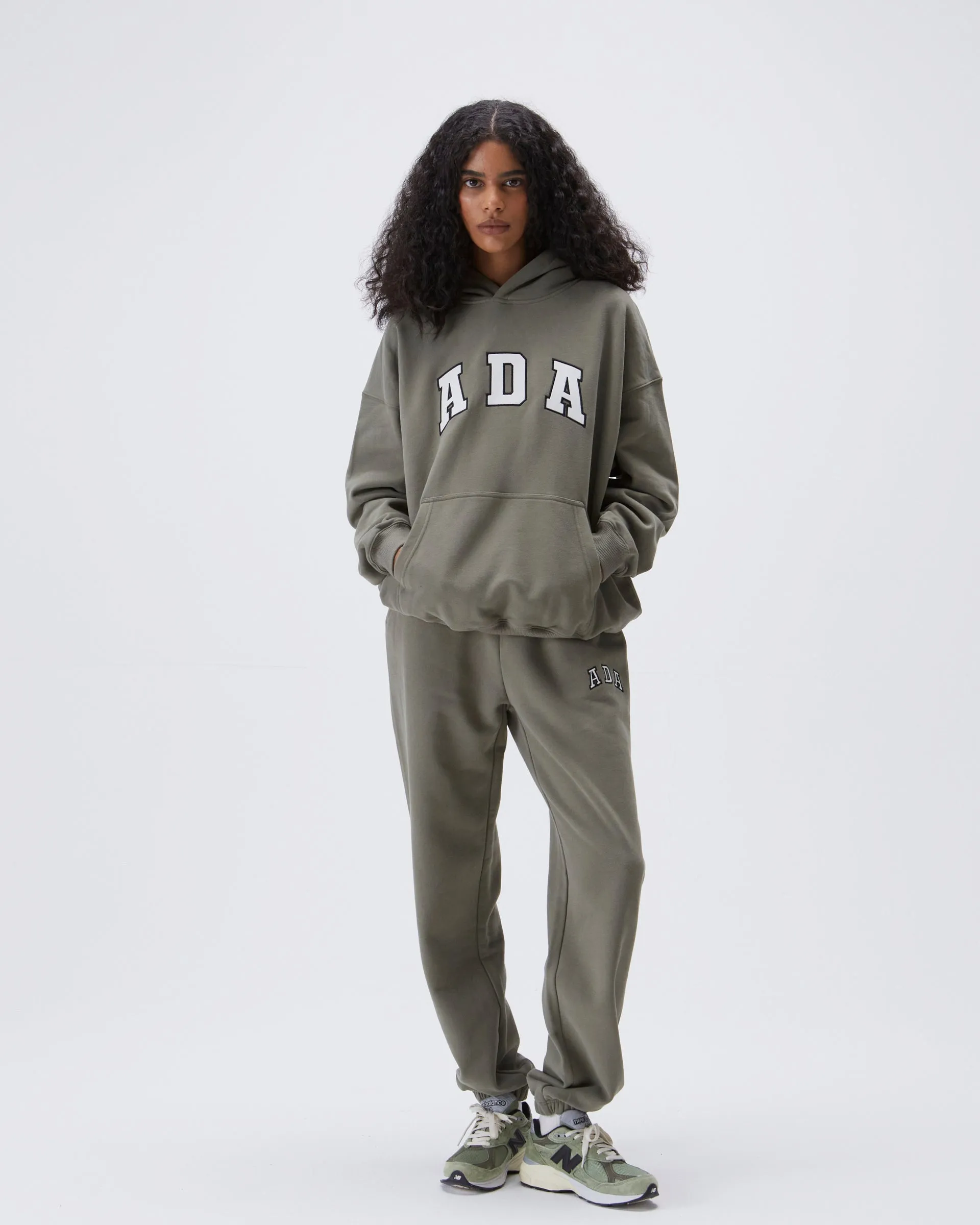 Feminine Fit DoubleLayeredFabric ADA Sweatpants - Olive Green