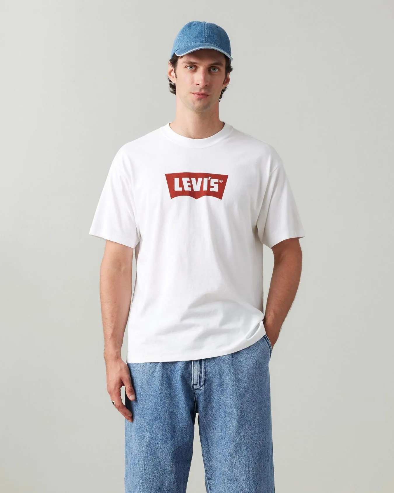 Levi's? Vintage Batwing Graphic Tee - White / Vintage Chili Oil Weekend Style Stretch Bold Look