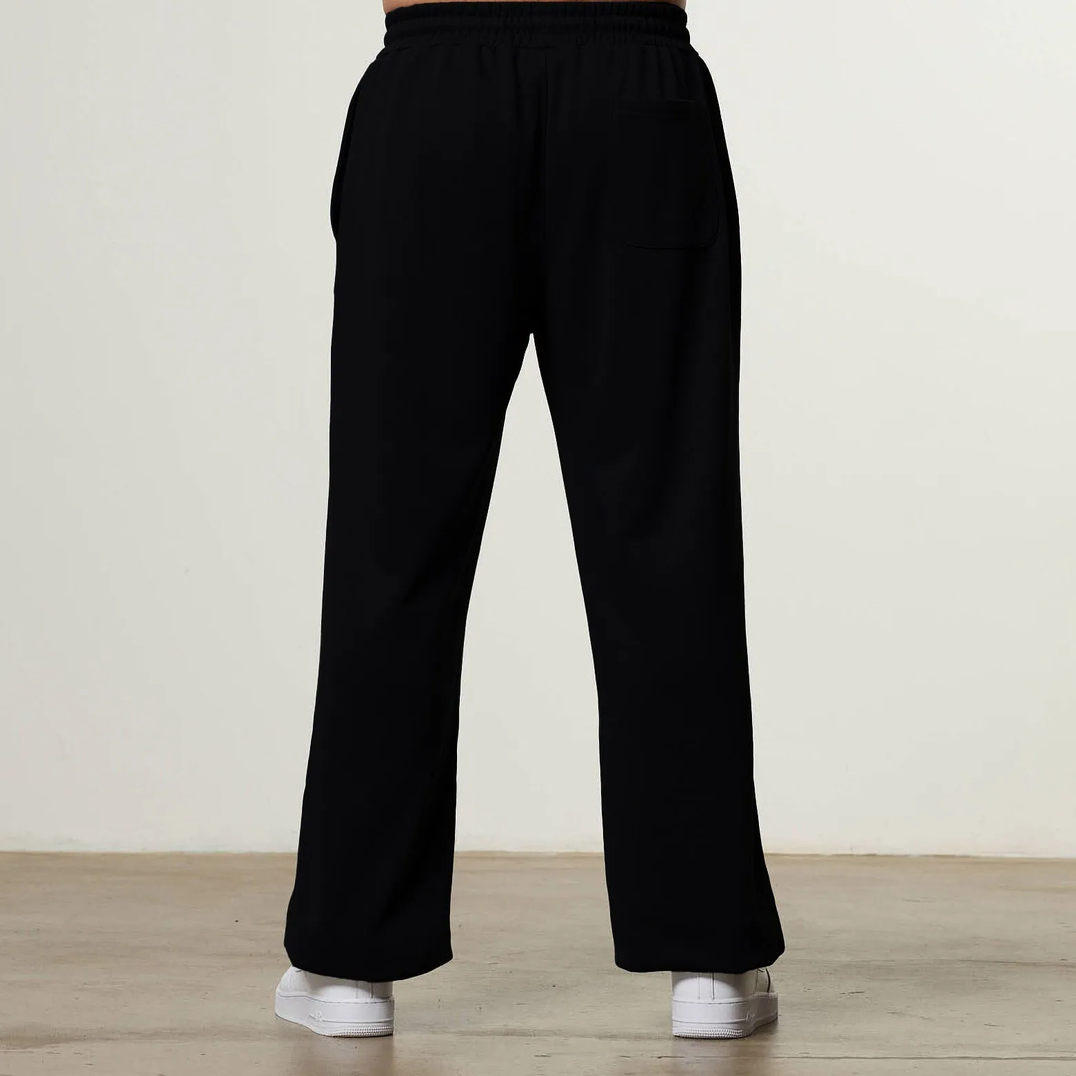 Vanquish Essential V2 Black Straight Leg Sweatpants TearResistantPanels Flatlock Seams