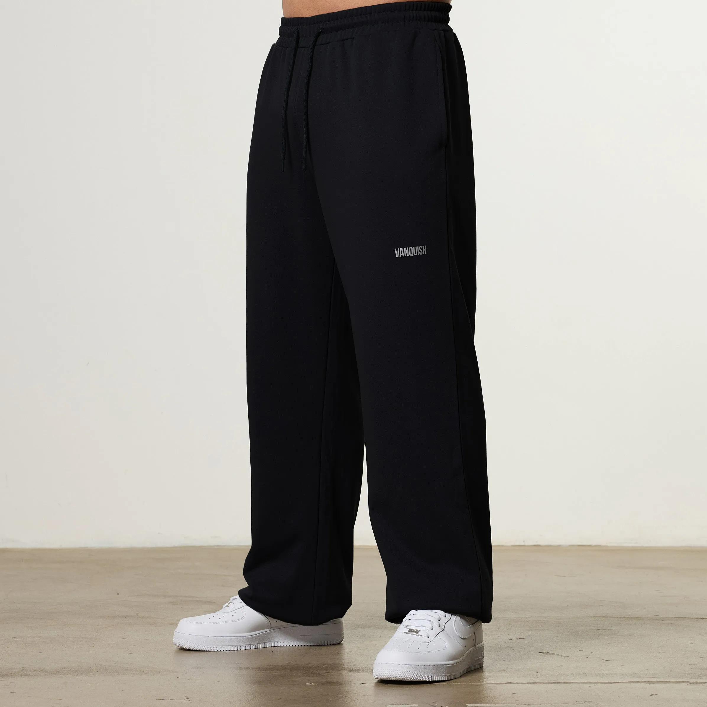 Hidden Zip Pockets Vanquish Essential V2 Black Straight Leg Sweatpants