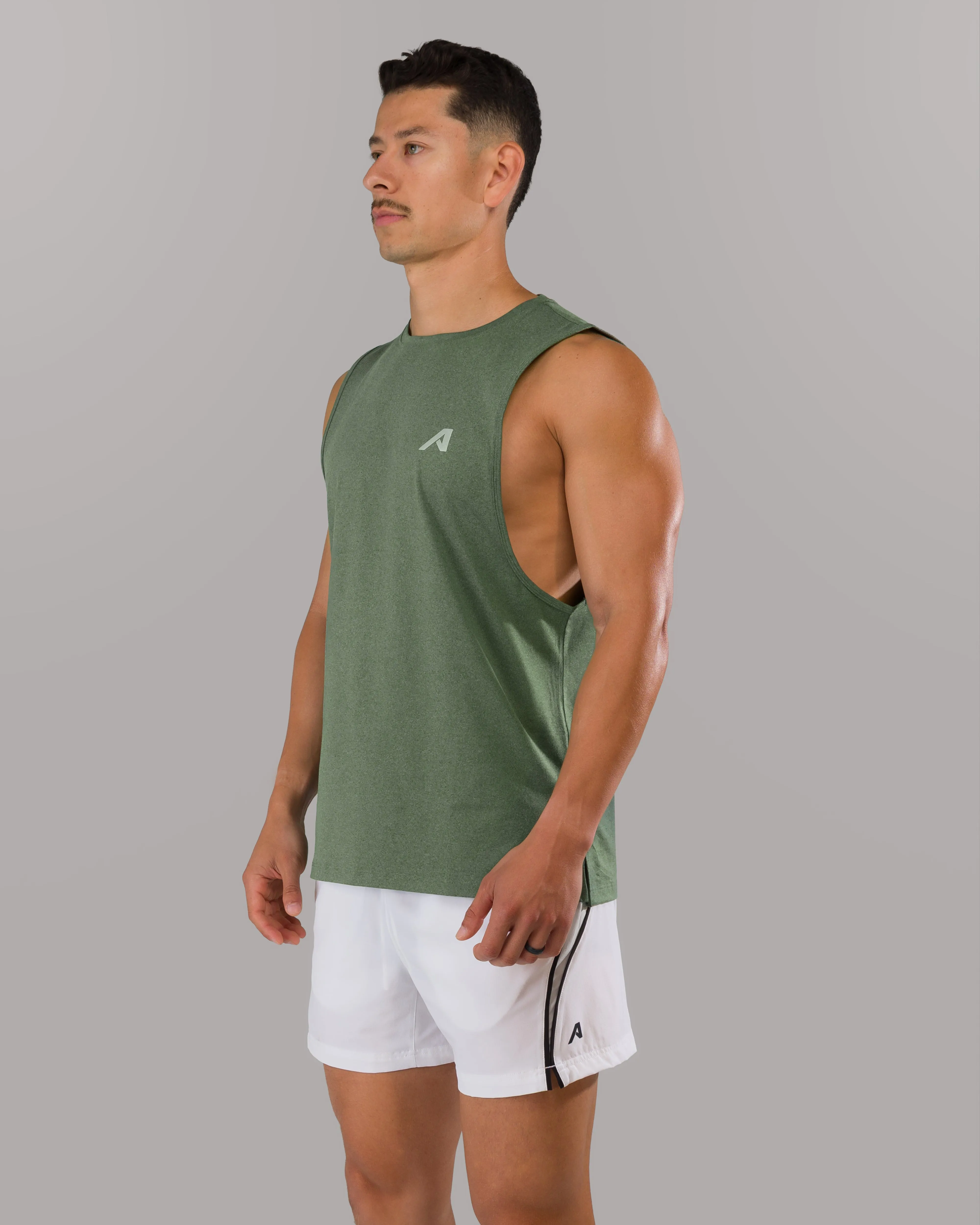Travel Lightness Adapt Cutoff - Summit Green