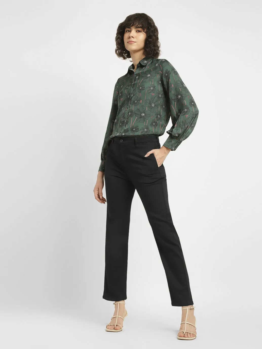 Festival Outfit Urban Explorer Fit For Every Day Women's Redloop Black Wedgie Straight Fit Mid Rise Jeans