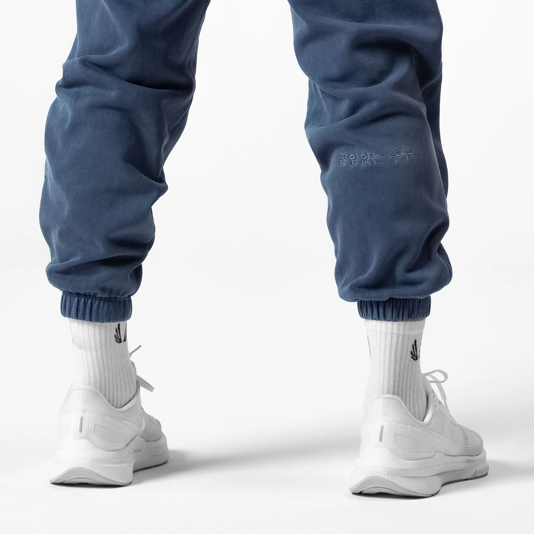 0922. Tech Essential? Sweats - Faded Navy Denim finish
