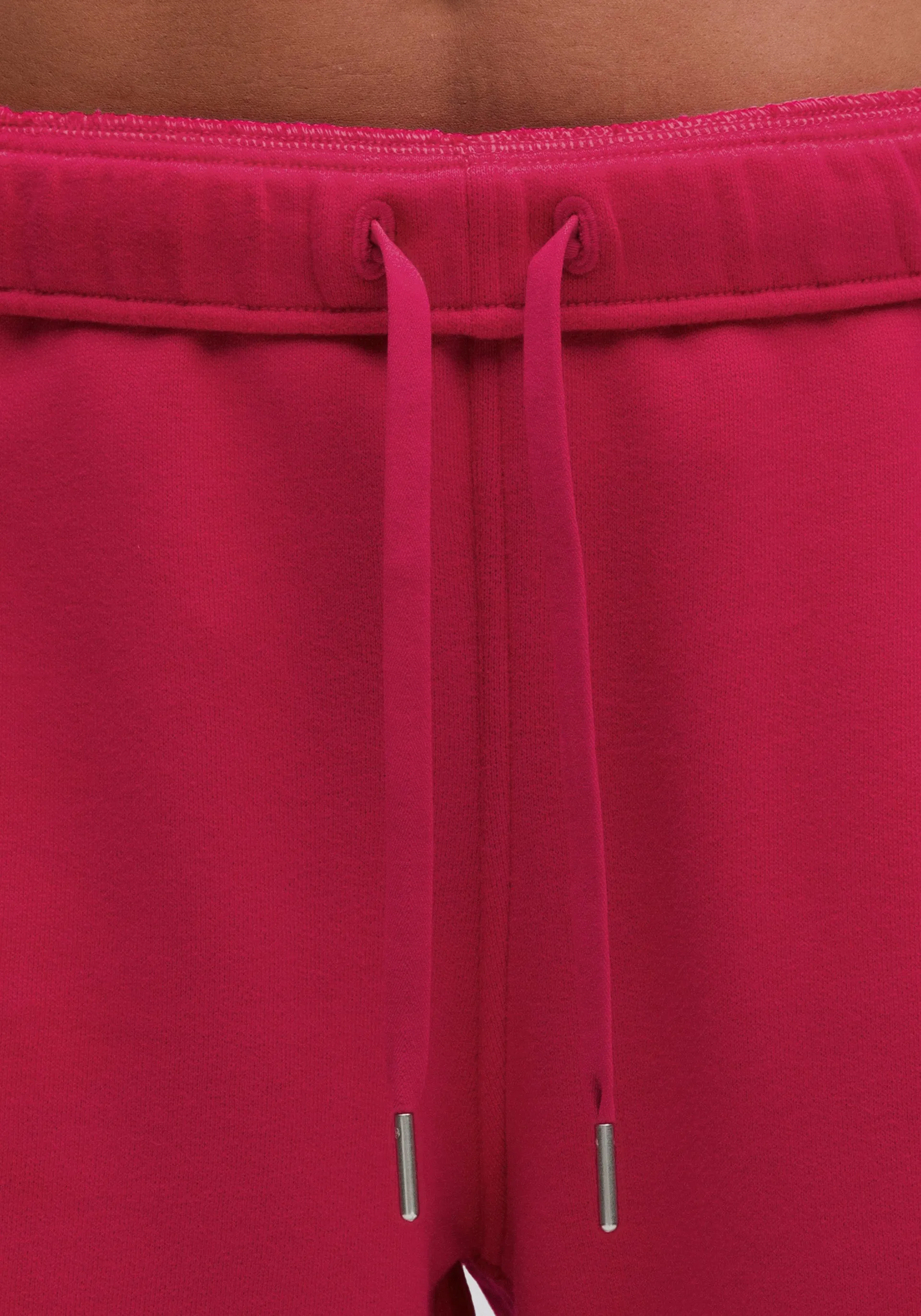 Scuba Mid-Rise Oversized Jogger | Regular UVProtectiveLayer