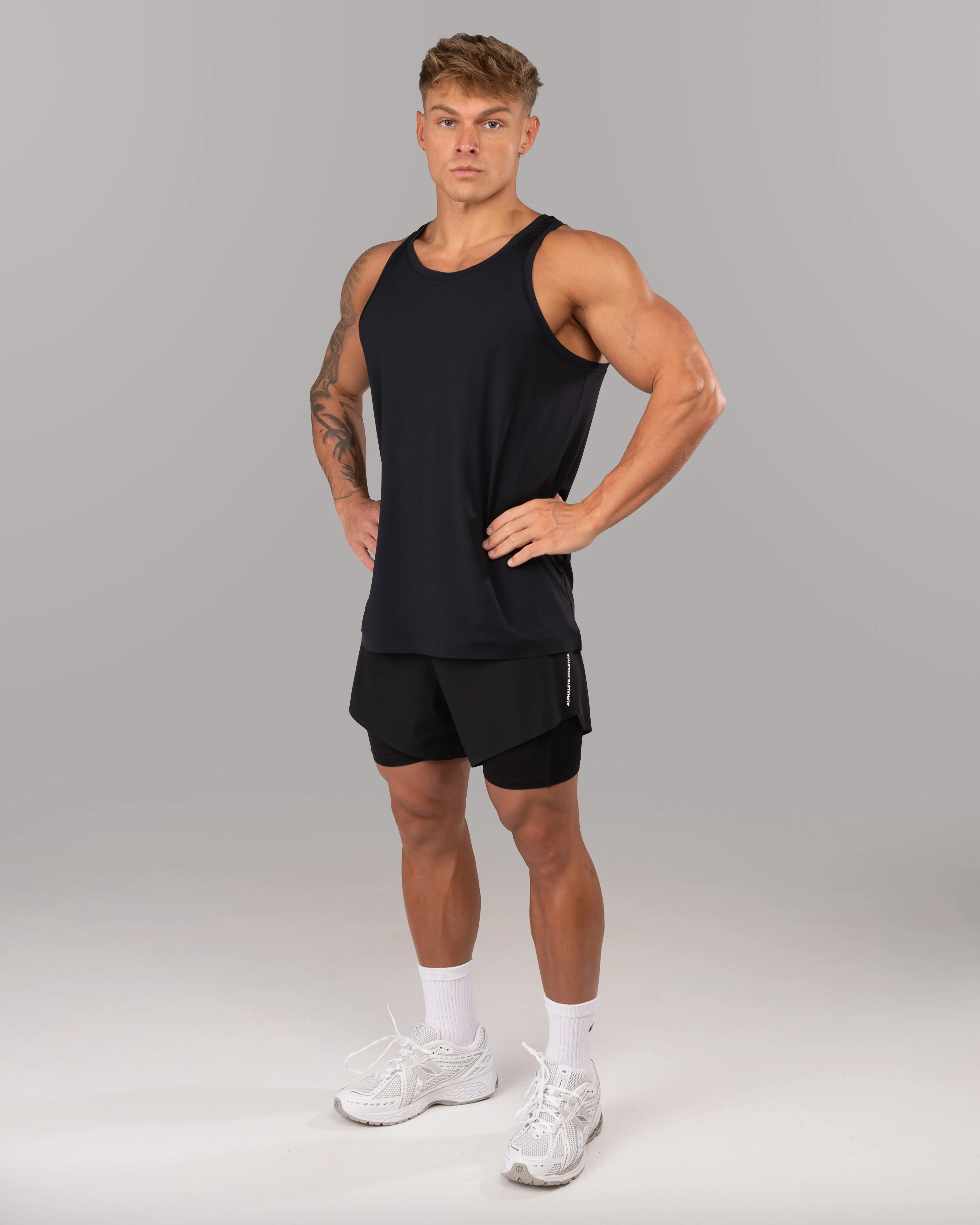 Racer Tank - Black Long service life maintenance free