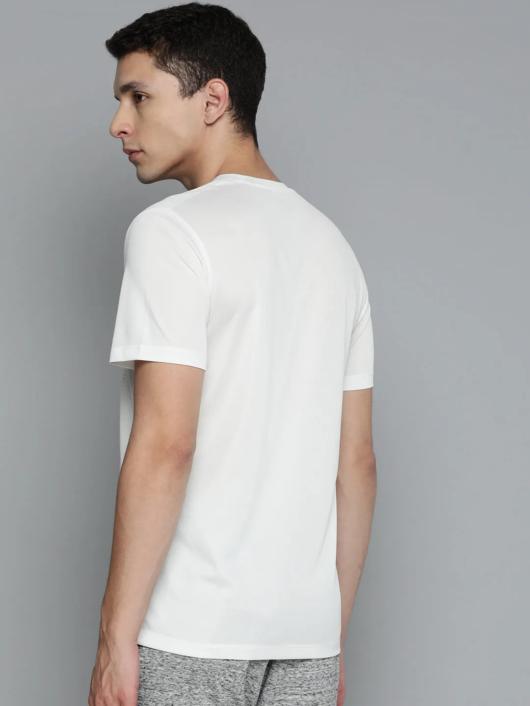 Alcis Men White Typography Printed Slim Fit T-shirt WaterRepellentCoating