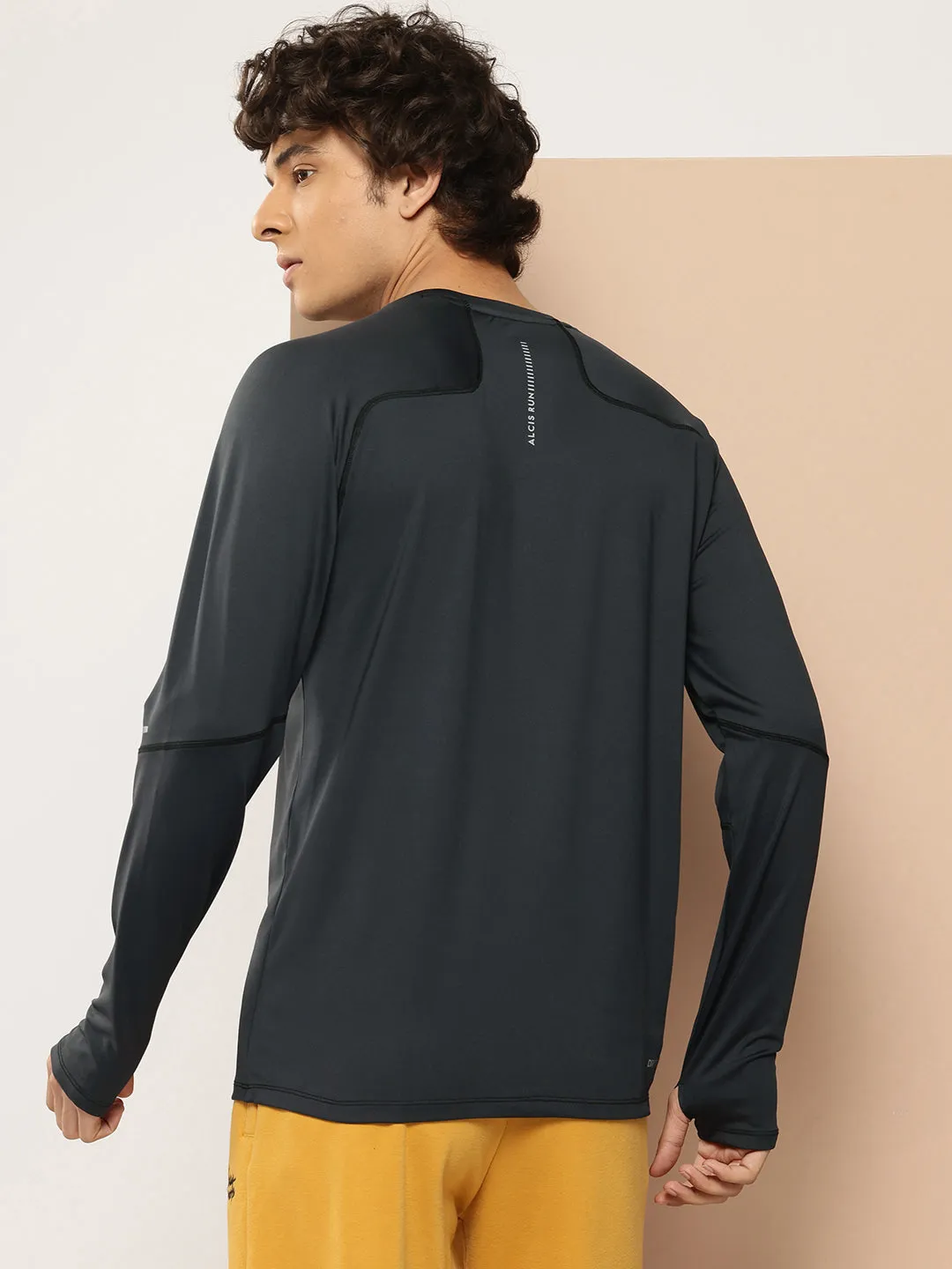 Soft Flow Alcis Men Slim Fit T-shirt