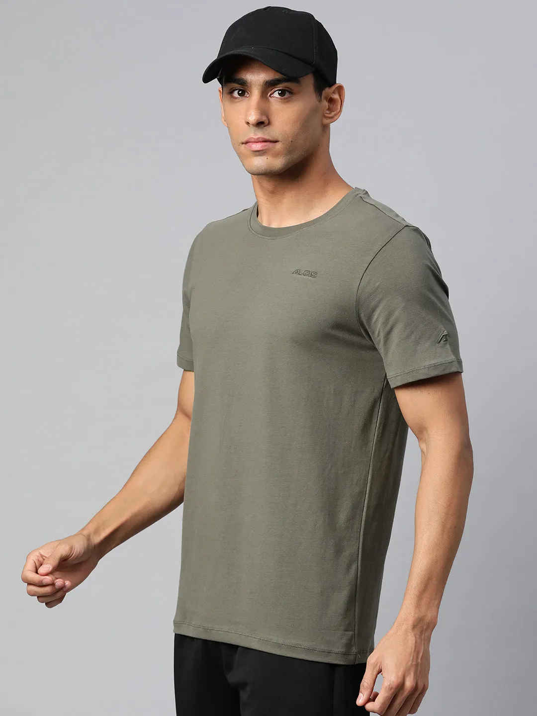 Breathable Material Nature Glow Alcis Men Solid Stretchex Slim Fit T-shirt