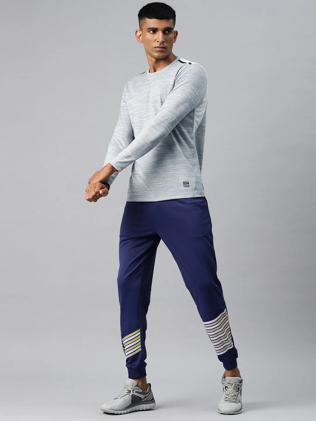 Earth Fit Alcis Men Colourblocked Dry Tech Slim Fit Sports T-shirt