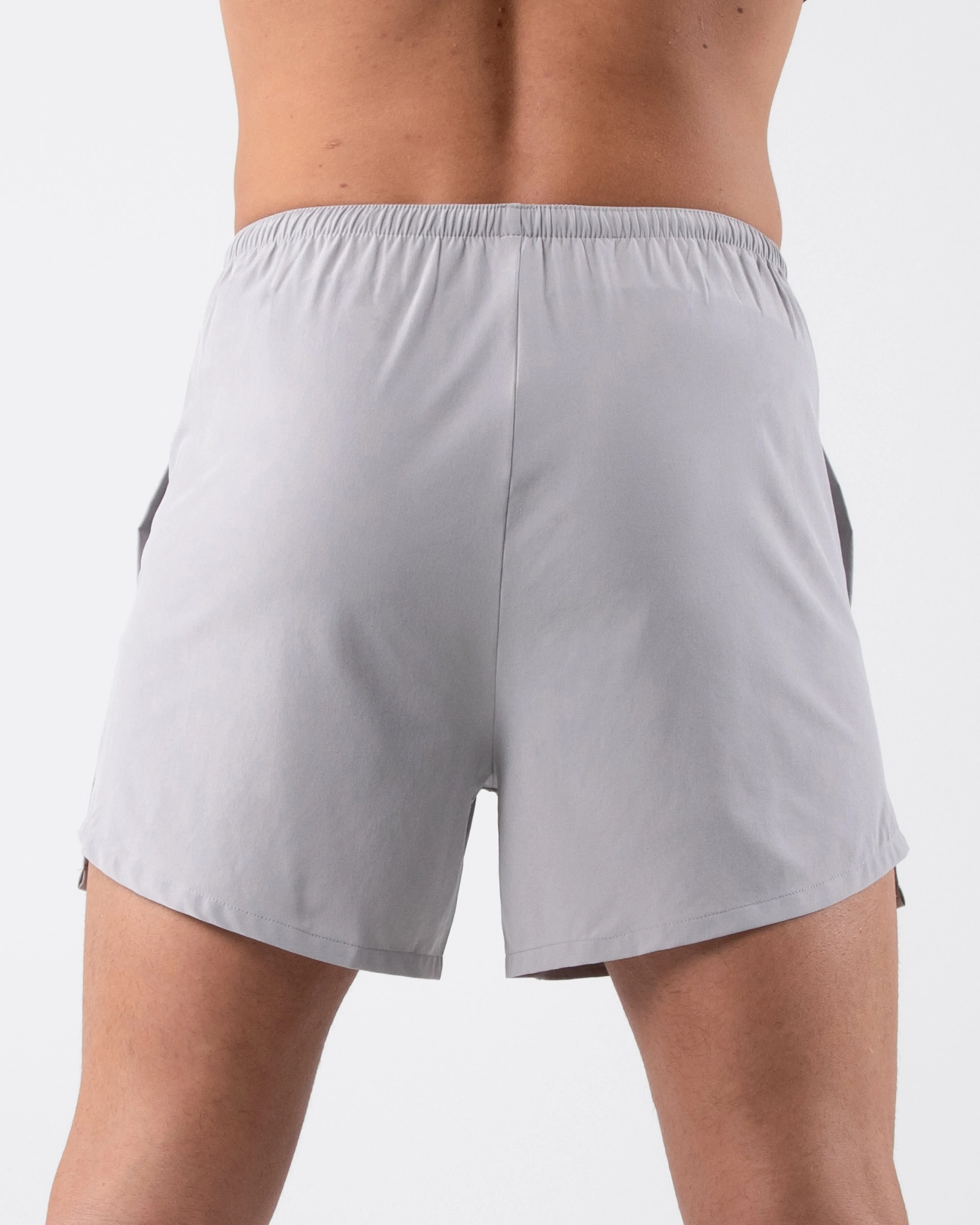 Dynamic Short - Chrome Sweat Wicking Channels